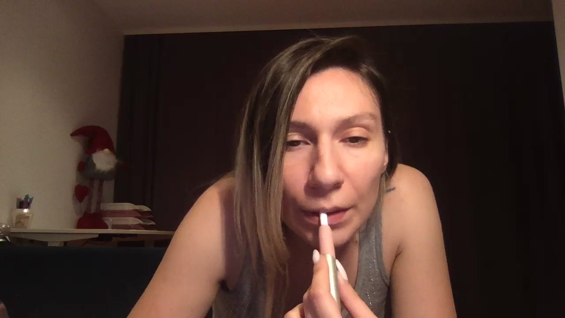 Gallery image thumbnail from itwasnt_me's myfreecams stream on, 10/27/2023, 02:43 image 13 of 20