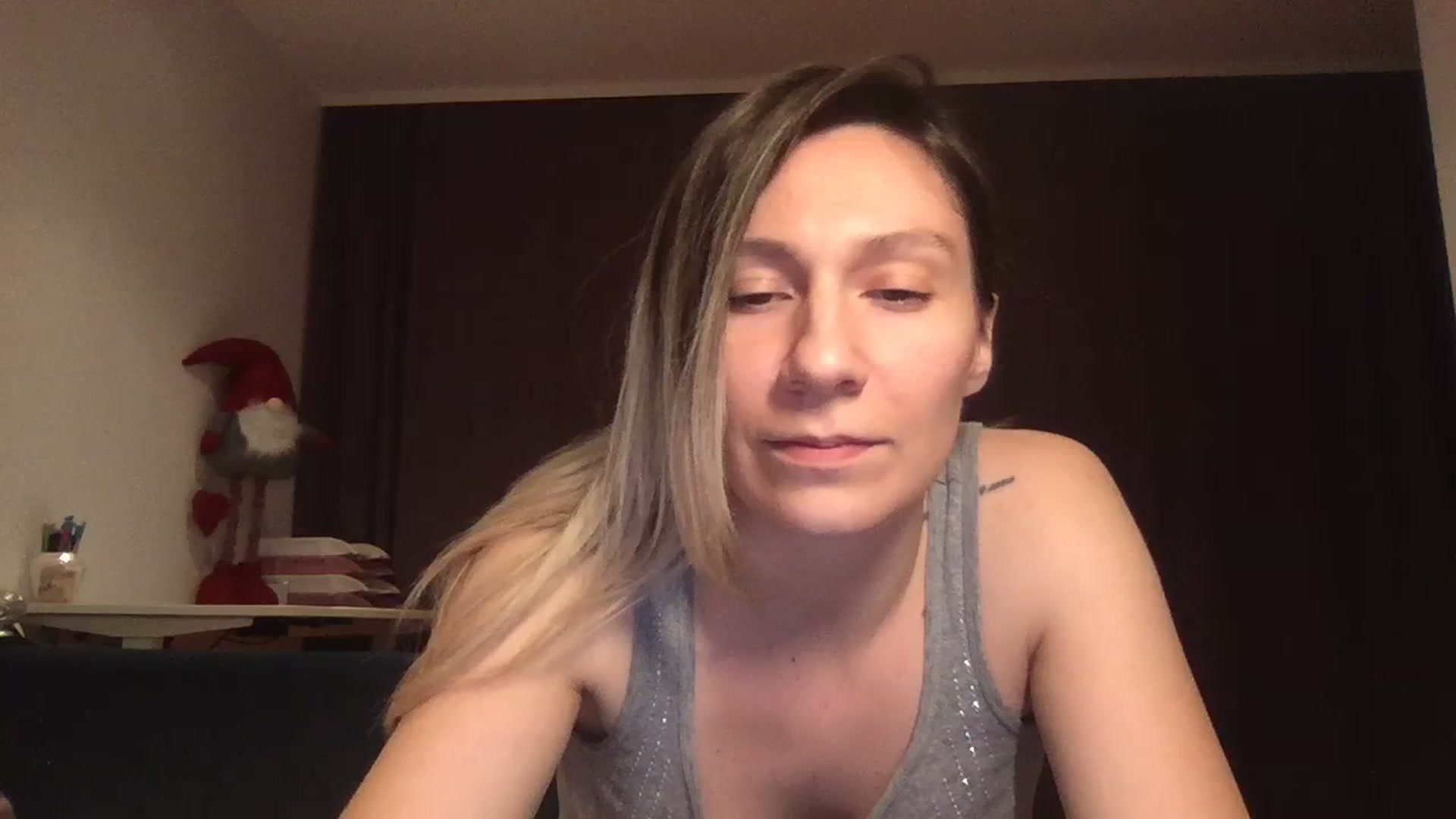 Gallery image thumbnail from itwasnt_me's myfreecams stream on, 10/27/2023, 02:43 image 15 of 20