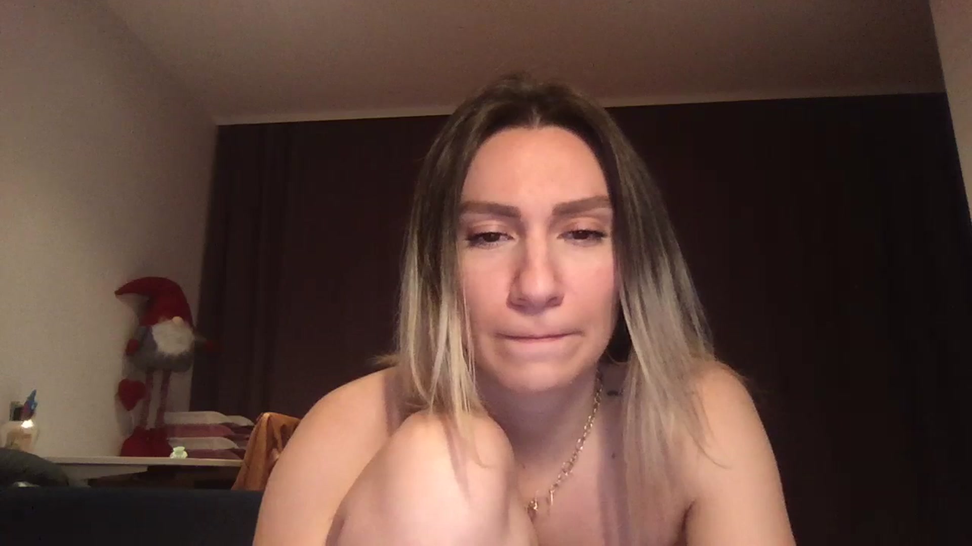 Gallery image thumbnail from itwasnt_me's myfreecams stream on, 10/30/2023, 01:26 image 7 of 20