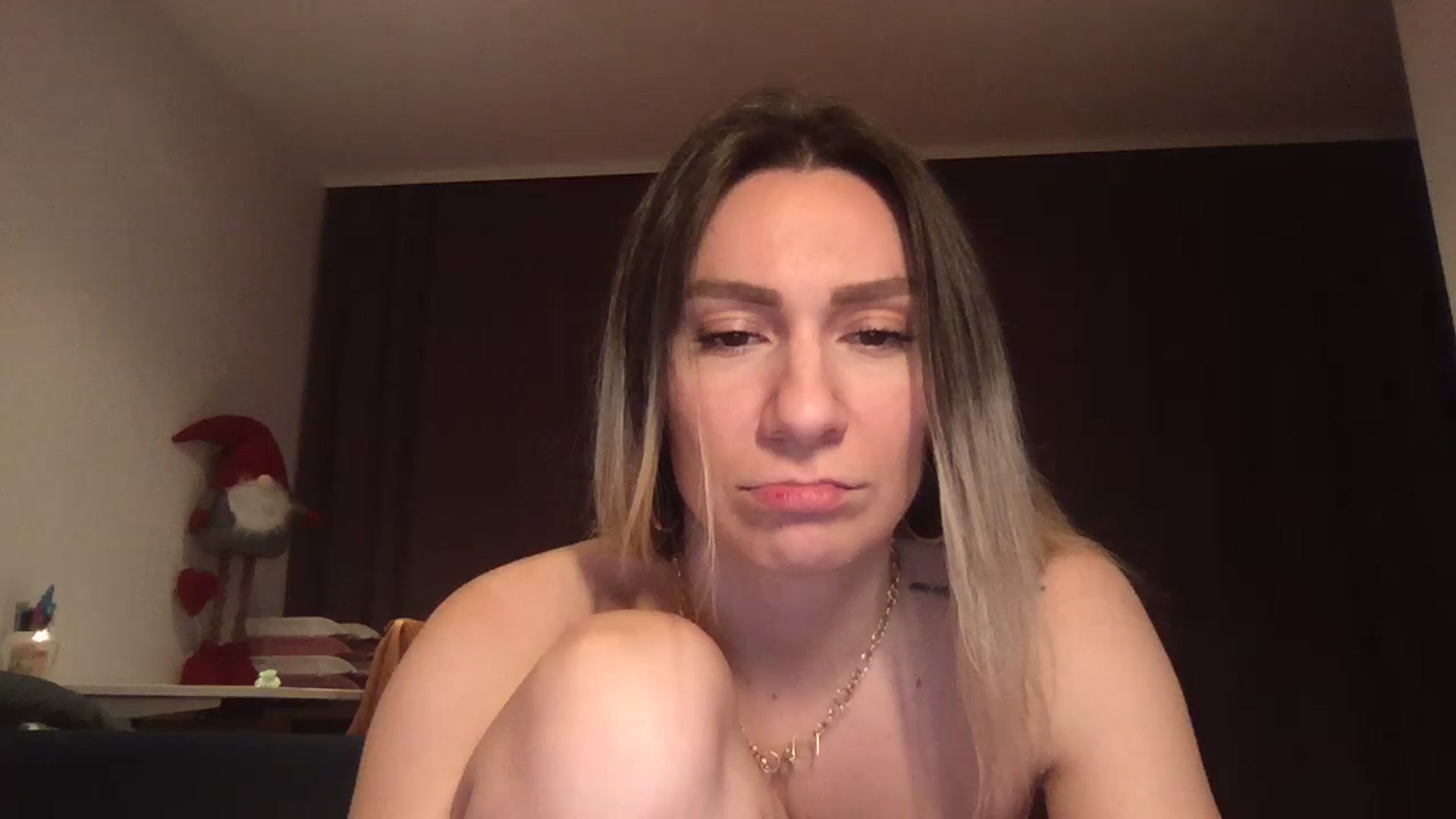 Gallery image thumbnail from itwasnt_me's myfreecams stream on, 10/30/2023, 01:26 image 6 of 20