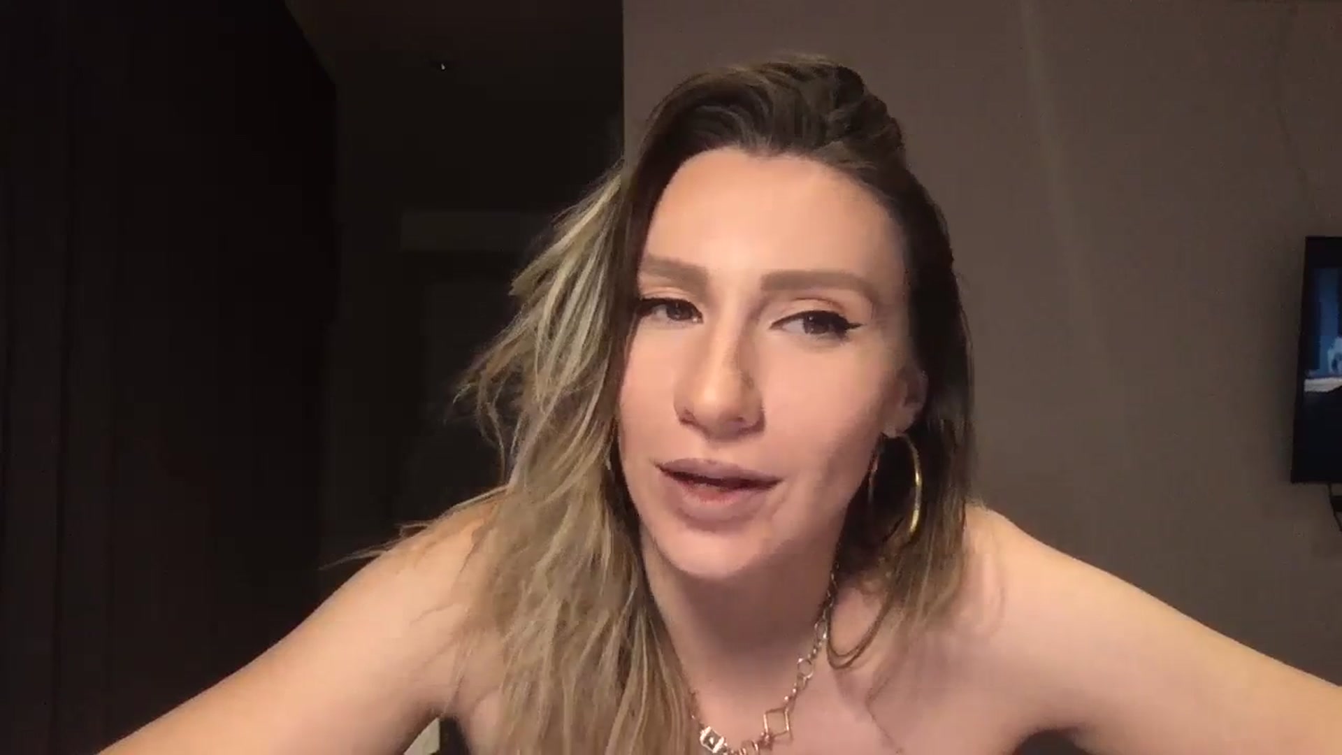 Gallery image thumbnail from itwasnt_me's myfreecams stream on, 11/02/2023, 01:58 image 3 of 20