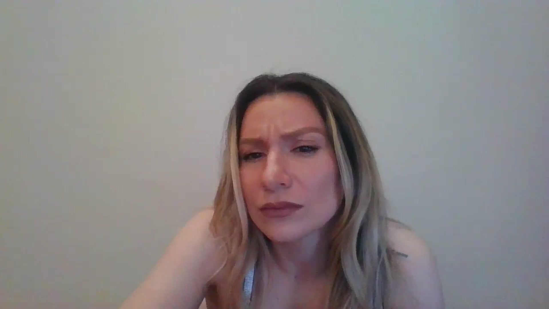 Gallery image thumbnail from itwasnt_me's myfreecams stream on, 05/14/2024, 23:23 image 4 of 20