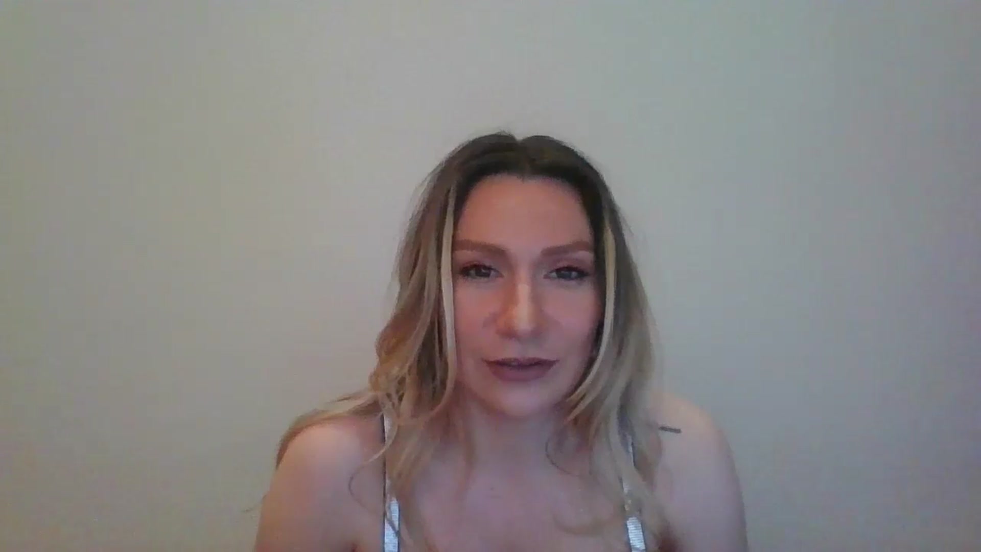 Gallery image thumbnail from itwasnt_me's myfreecams stream on, 05/14/2024, 23:23 image 2 of 20