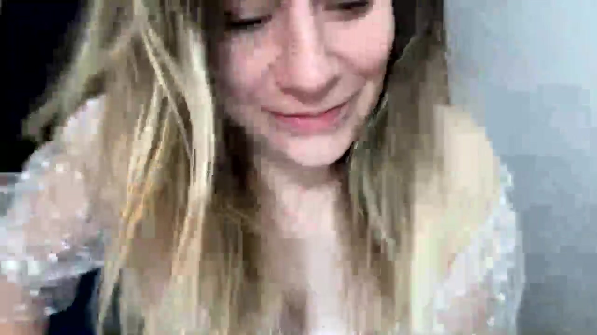 Gallery image thumbnail from itwasnt_me's myfreecams stream on, 11/22/2024, 04:29 image 12 of 20