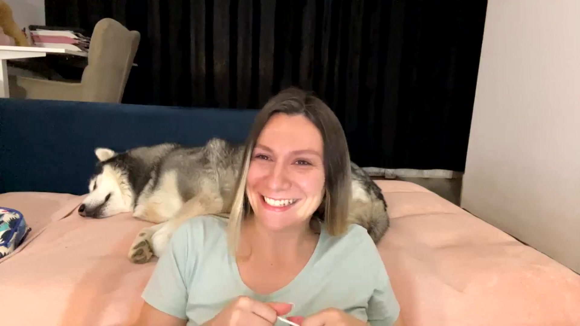 Gallery image thumbnail from itwasnt_me's myfreecams stream on, 11/24/2024, 05:13 image 11 of 20