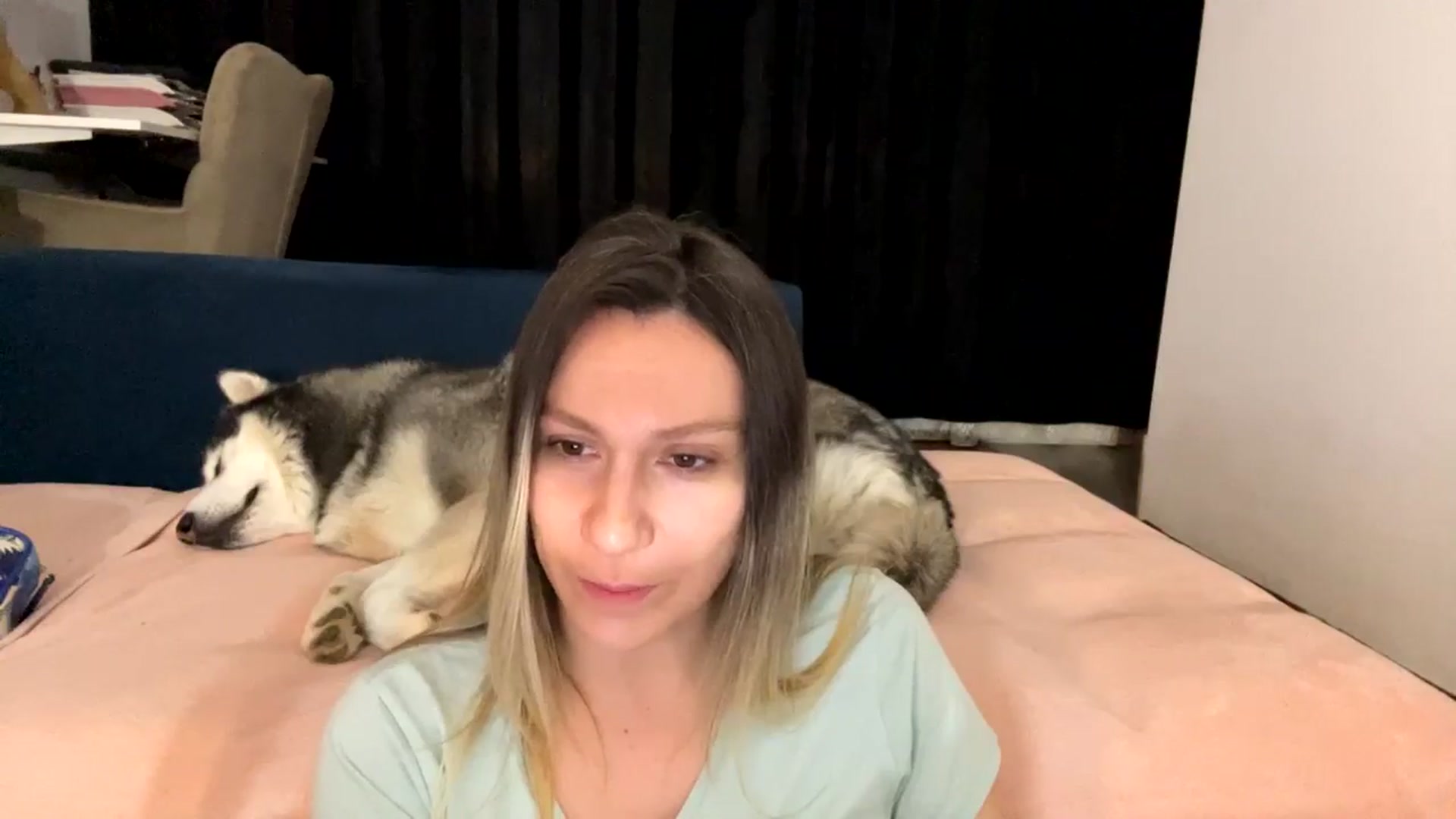 Gallery image thumbnail from itwasnt_me's myfreecams stream on, 11/24/2024, 05:13 image 9 of 20