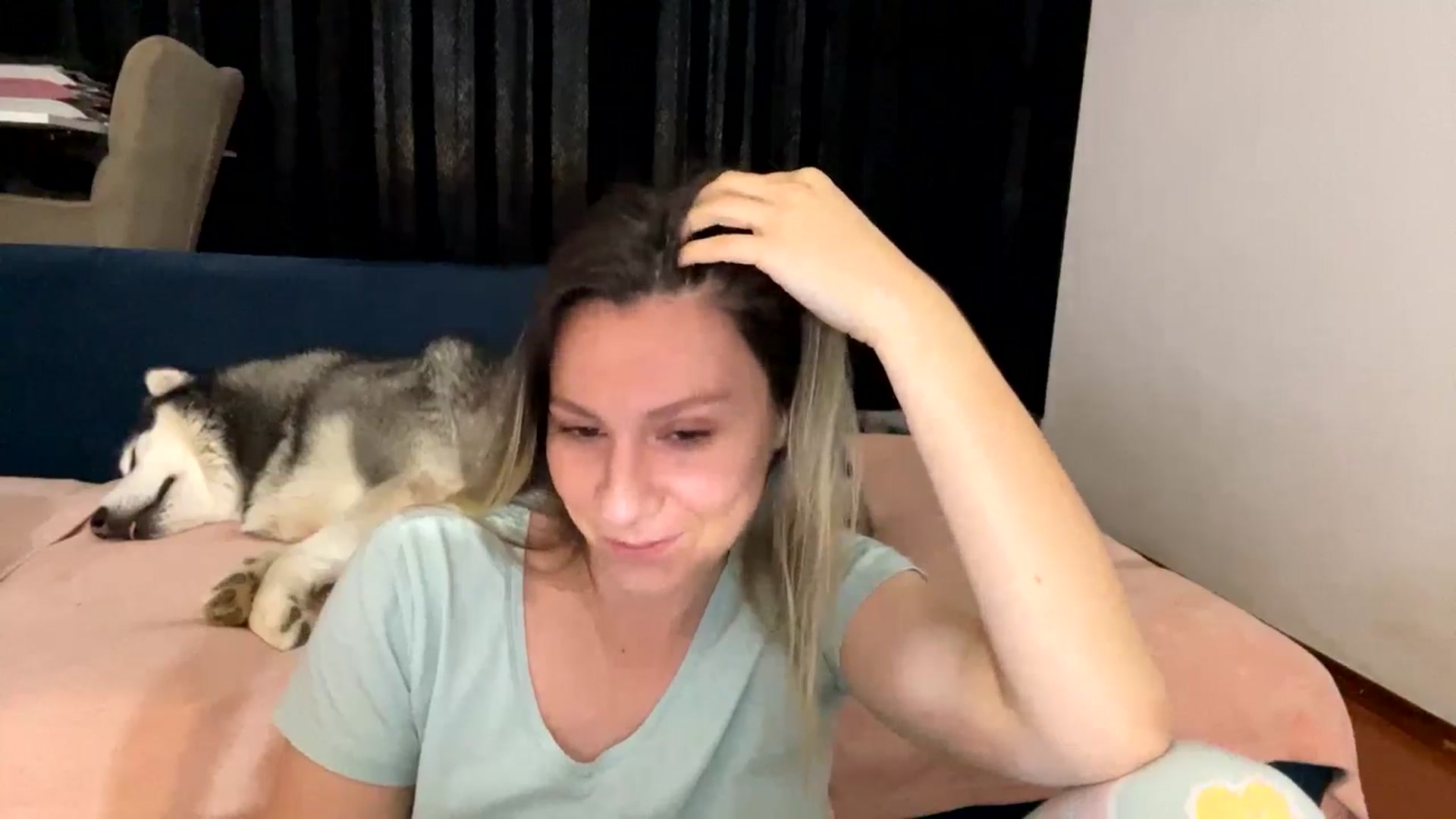 Gallery image thumbnail from itwasnt_me's myfreecams stream on, 11/24/2024, 05:13 image 18 of 20