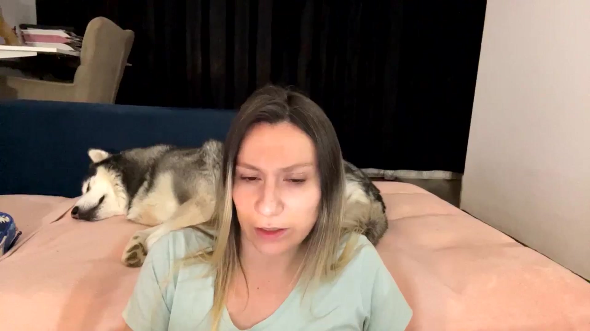 Gallery image thumbnail from itwasnt_me's myfreecams stream on, 11/24/2024, 05:13 image 8 of 20