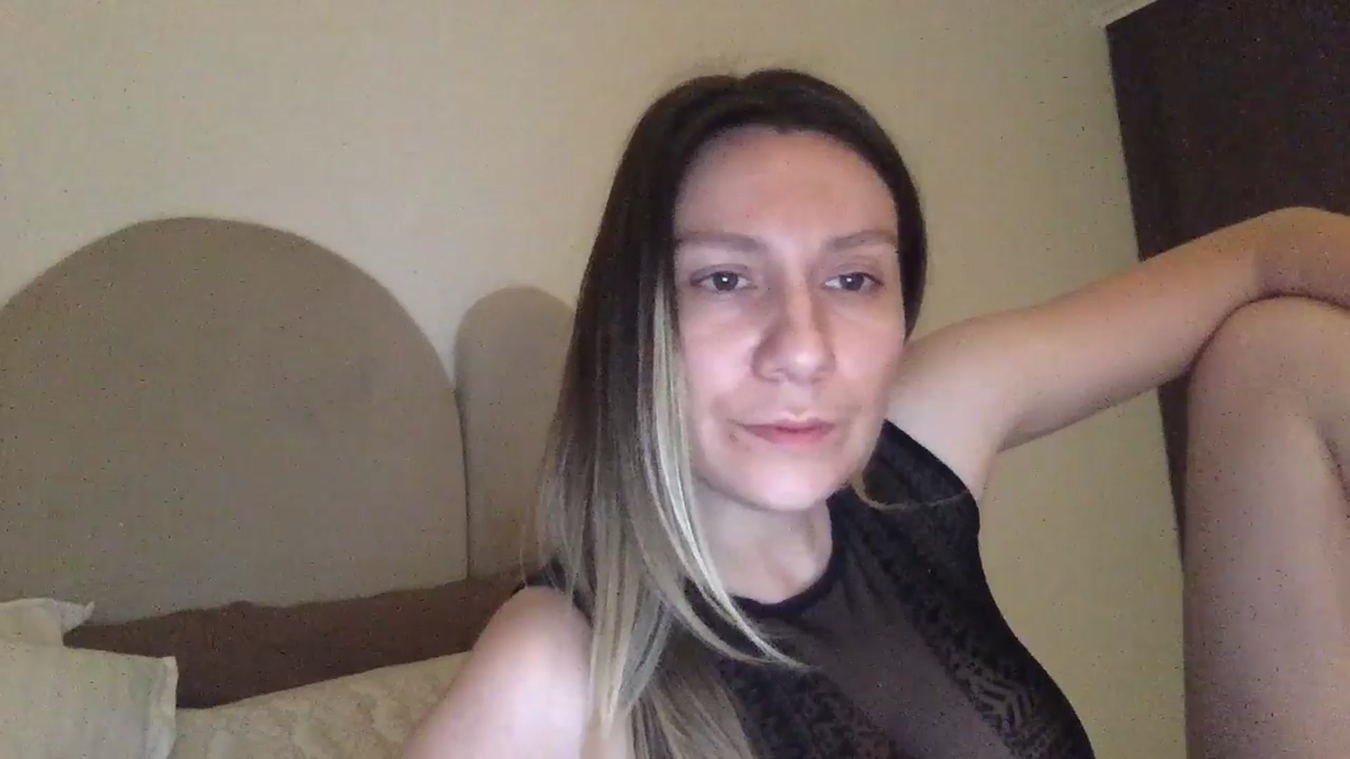 Gallery image thumbnail from itwasnt_me's myfreecams stream on, 11/29/2024, 21:20 image 19 of 20