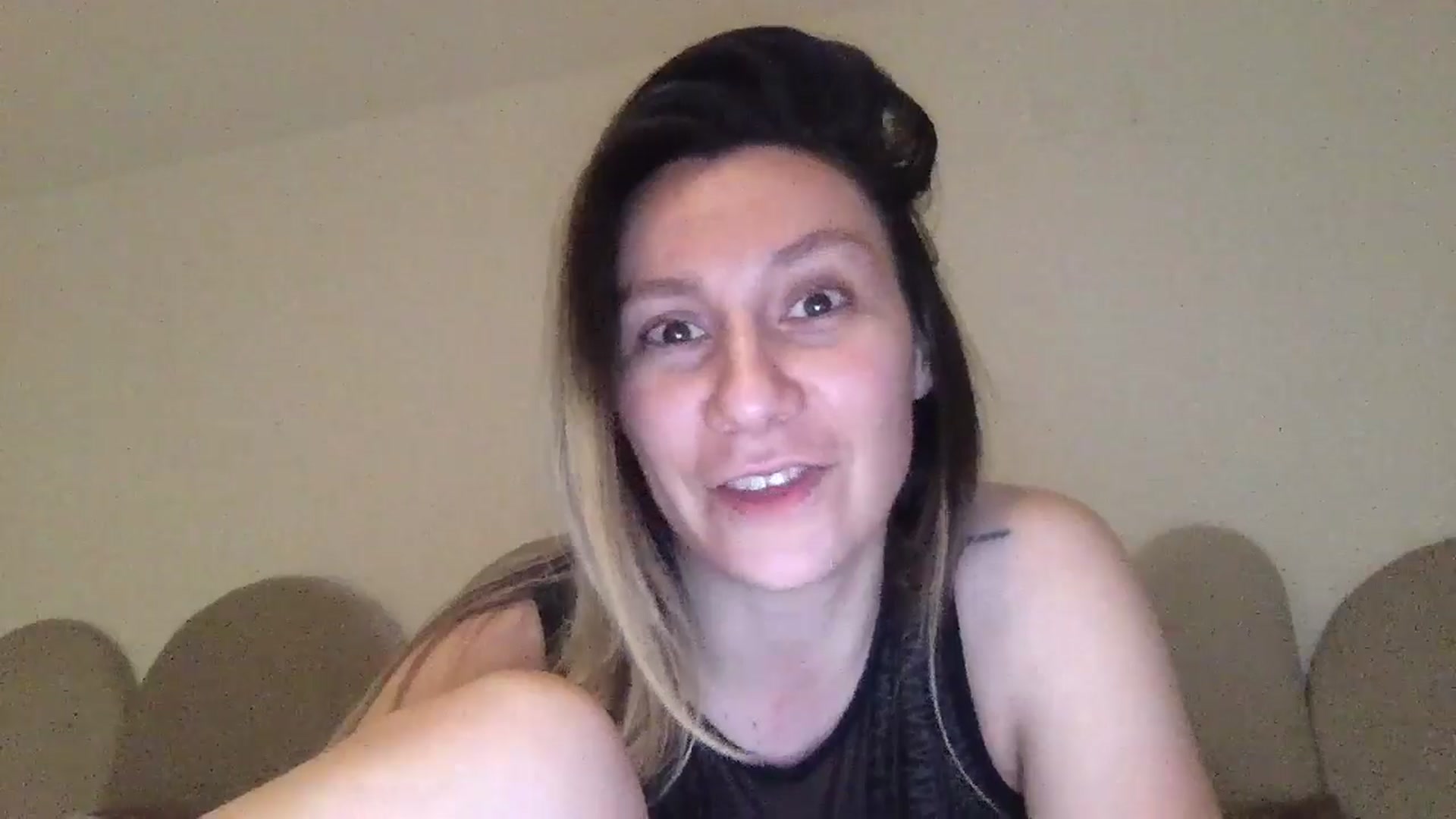 Gallery image thumbnail from itwasnt_me's myfreecams stream on, 11/29/2024, 22:14 image 14 of 20