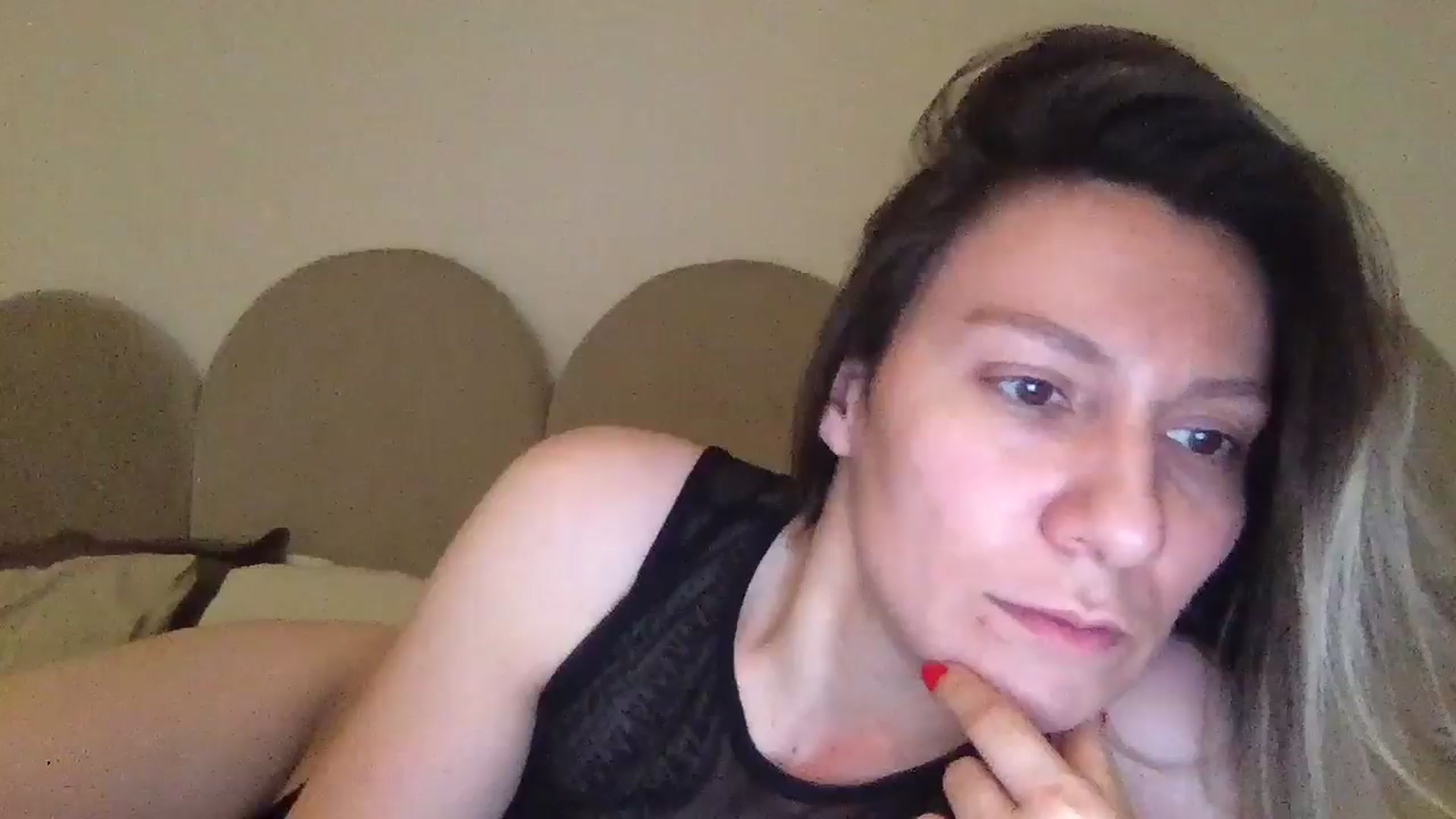 Gallery image thumbnail from itwasnt_me's myfreecams stream on, 11/29/2024, 22:14 image 9 of 20