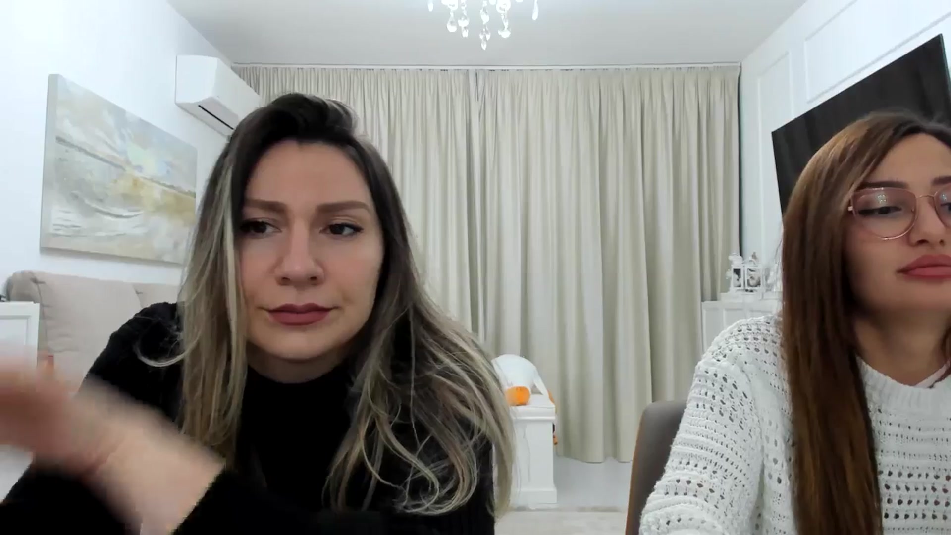 Gallery image thumbnail from itwasnt_me's myfreecams stream on, 12/05/2024, 23:45 image 12 of 20