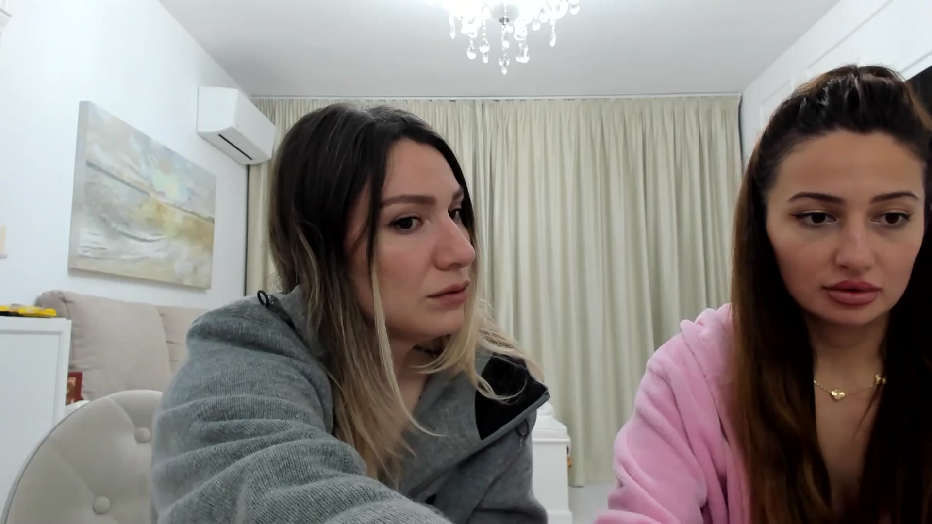 Gallery image thumbnail from itwasnt_me's myfreecams stream on, 12/07/2024, 16:58 image 19 of 20