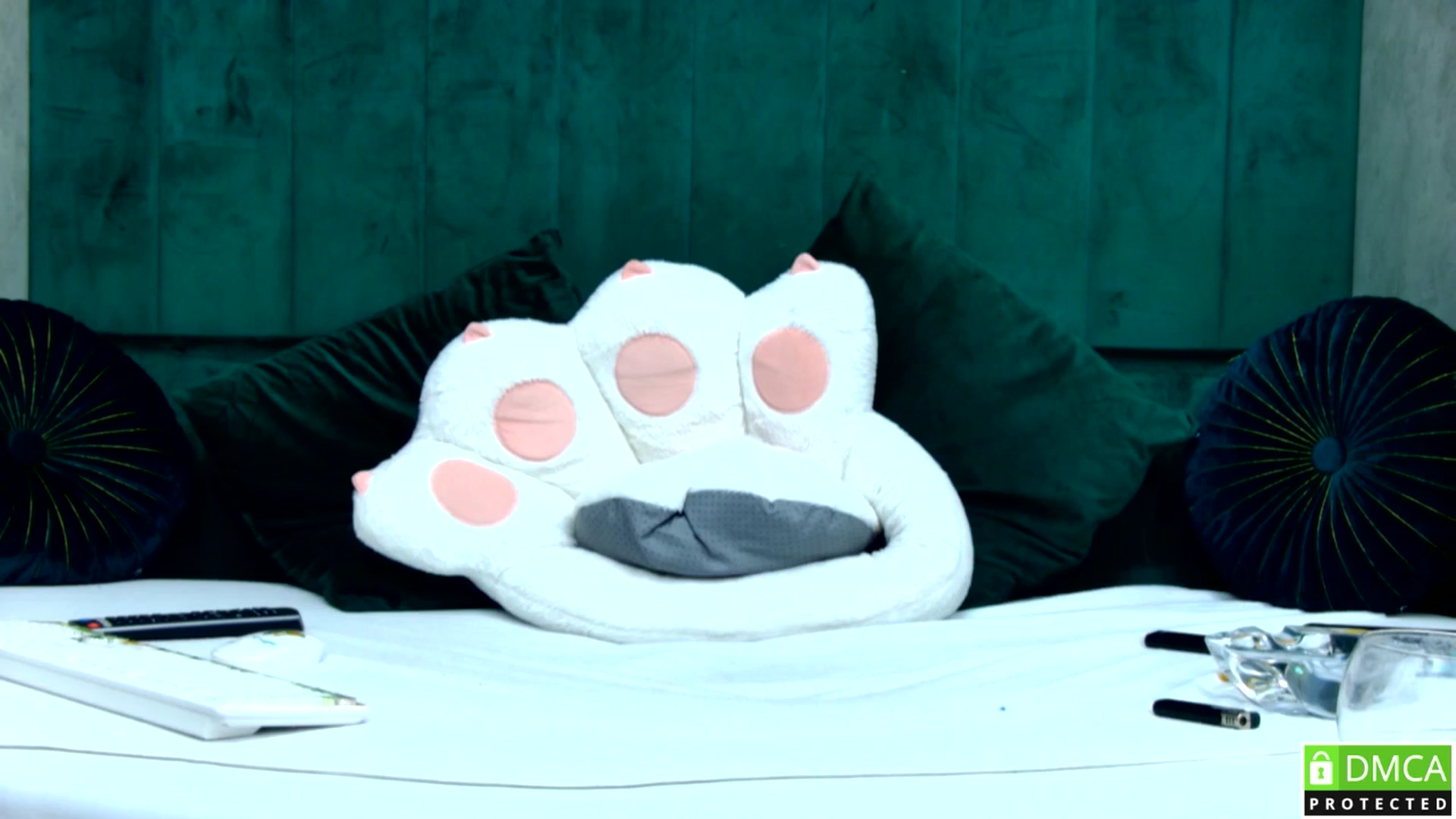 Gallery image thumbnail from ivonady's myfreecams stream on, 07/16/2025, 22:26 image 15 of 20