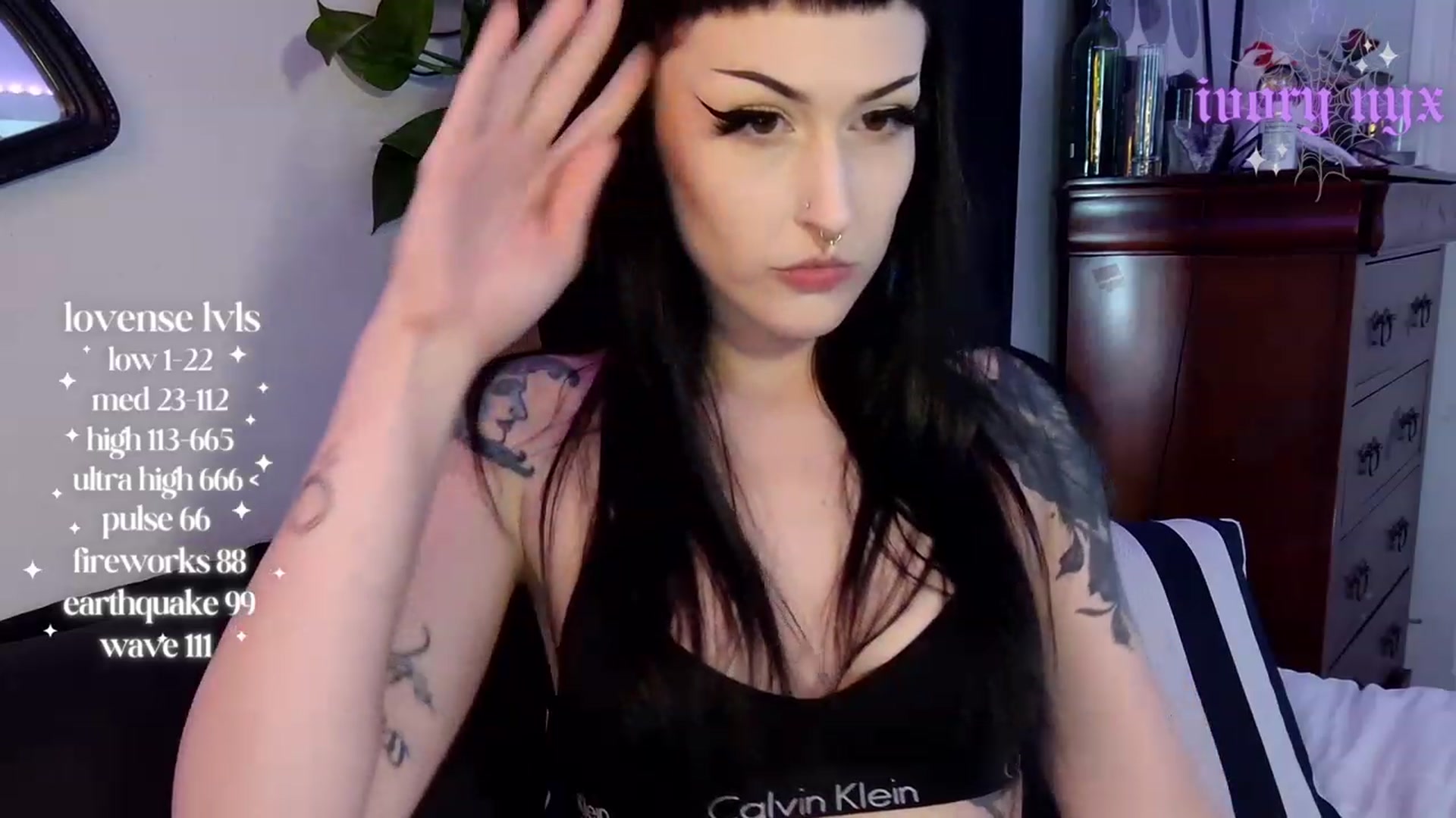 Gallery image thumbnail from ivorynyx's myfreecams stream on, 06/07/2023, 19:37 image 20 of 20