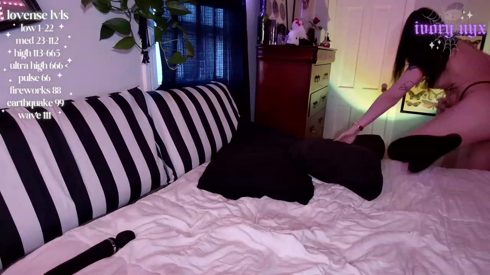 Gallery image thumbnail from ivorynyx's myfreecams stream on, 06/12/2023, 01:13 image 9 of 20