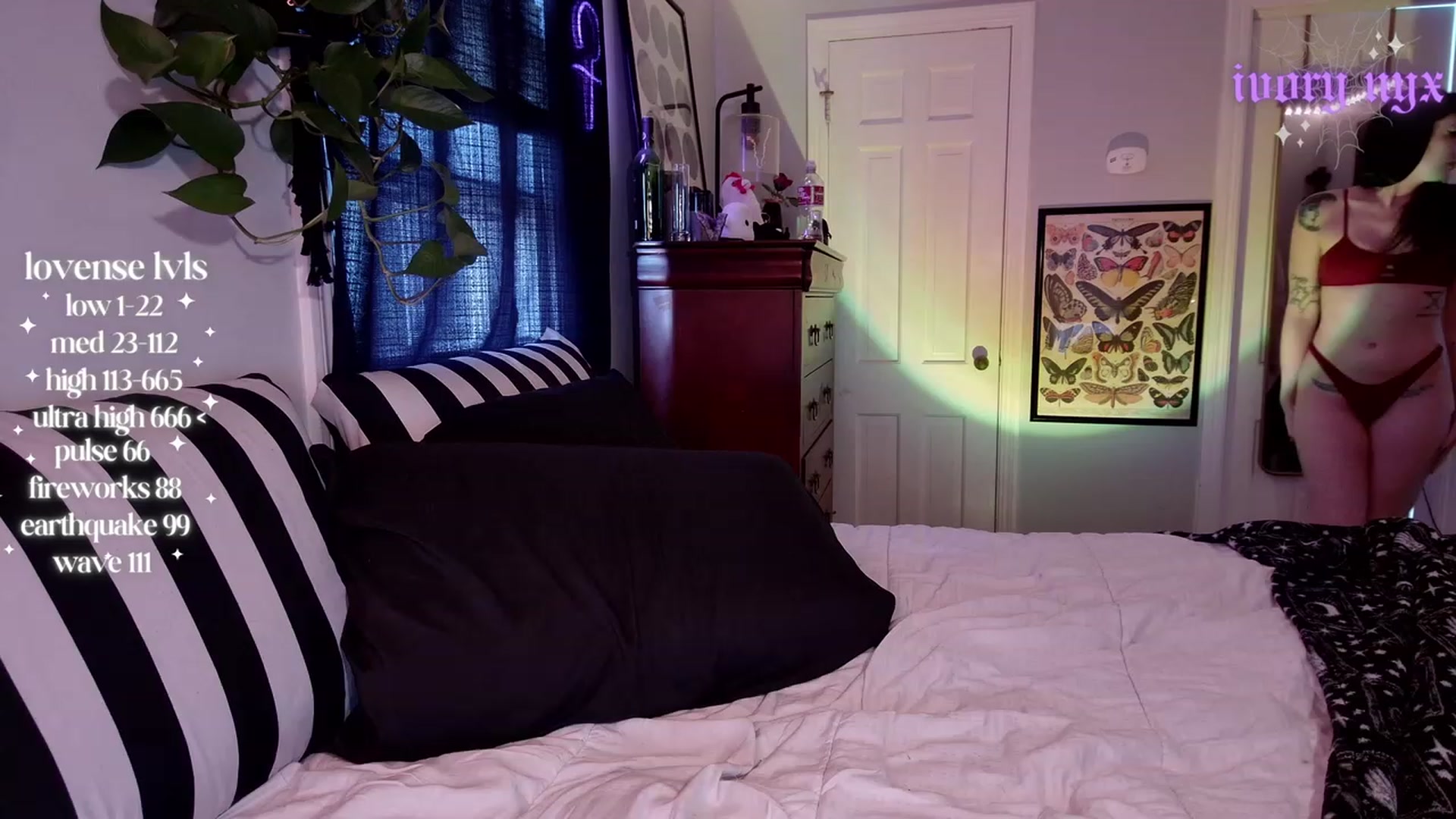 Gallery image thumbnail from ivorynyx's myfreecams stream on, 06/14/2023, 19:49 image 17 of 20