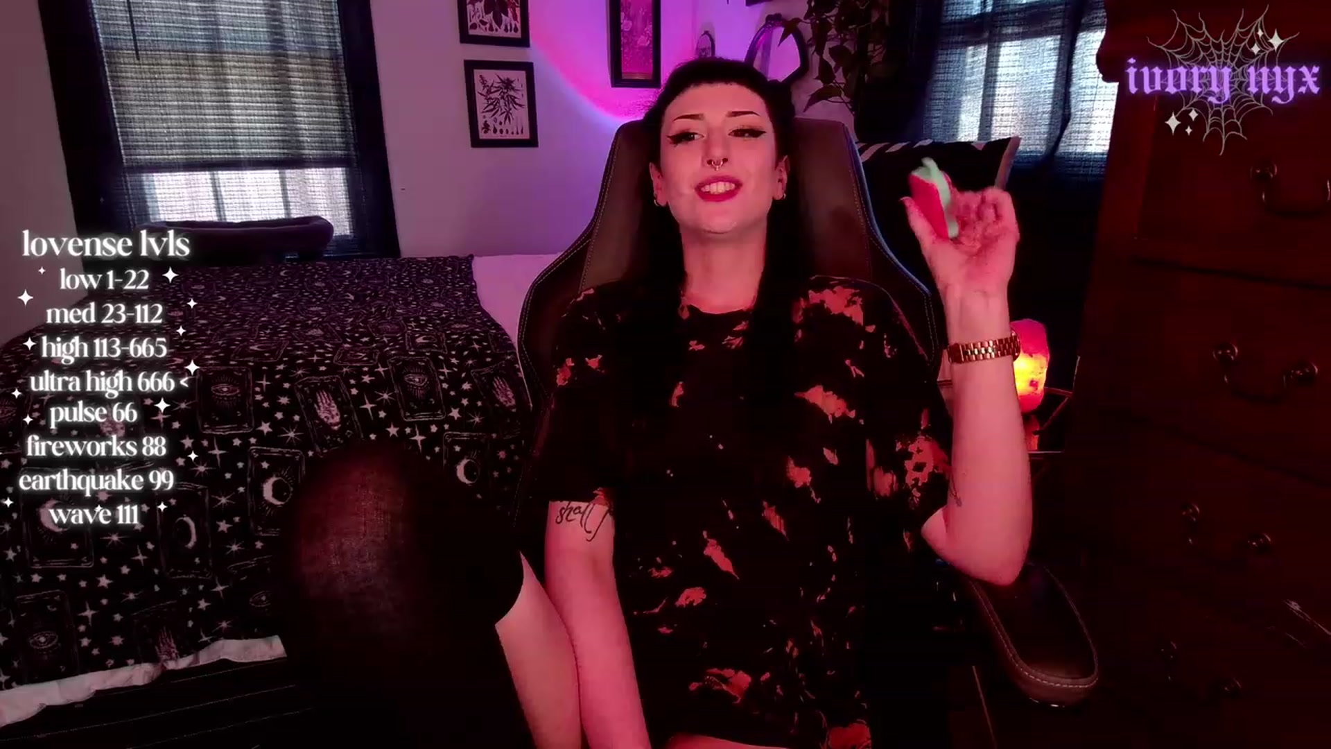 Gallery image thumbnail from ivorynyx's myfreecams stream on, 06/16/2023, 21:20 image 1 of 20
