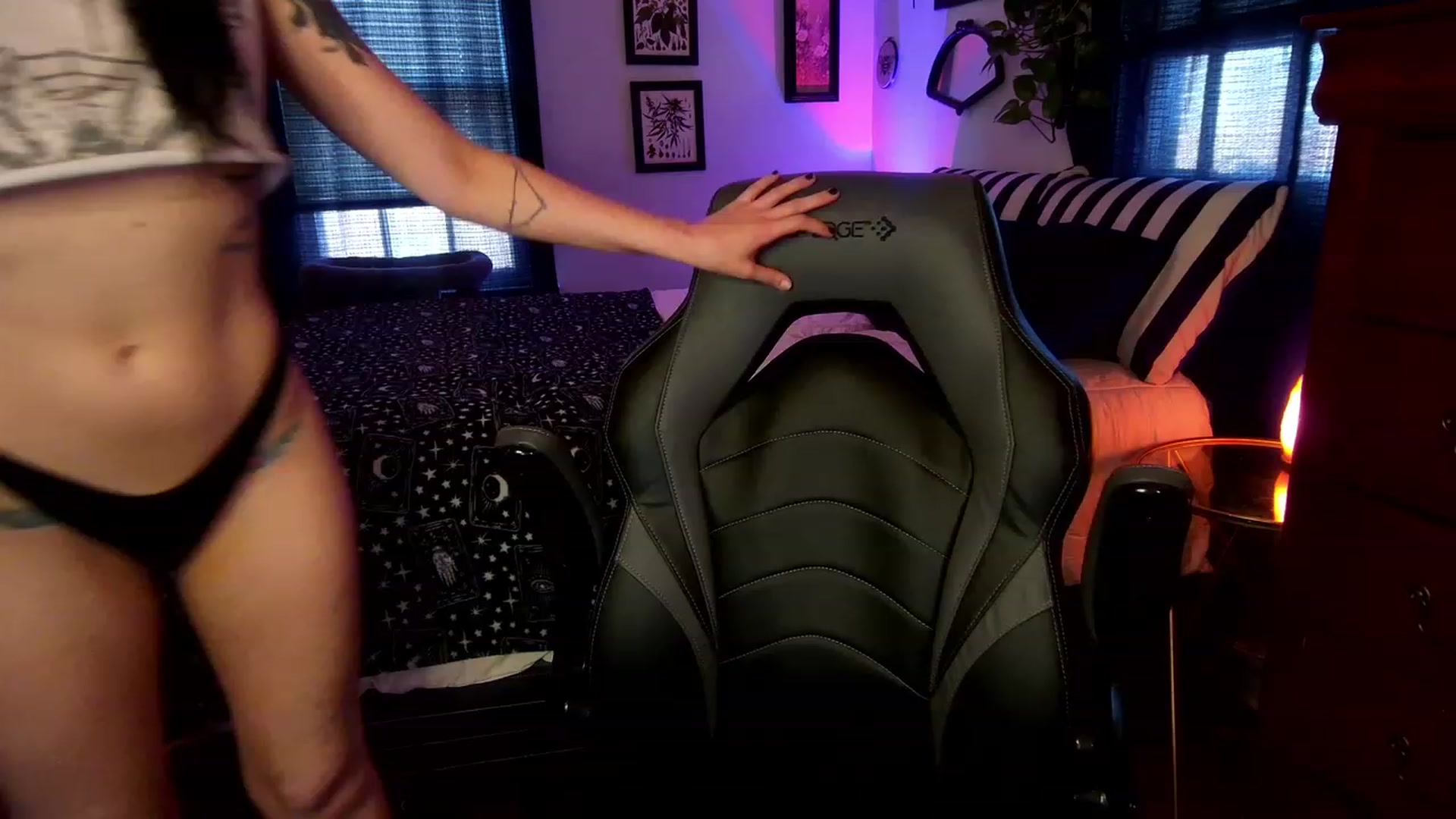 Gallery image thumbnail from ivorynyx's myfreecams stream on, 07/19/2023, 23:52 image 3 of 20