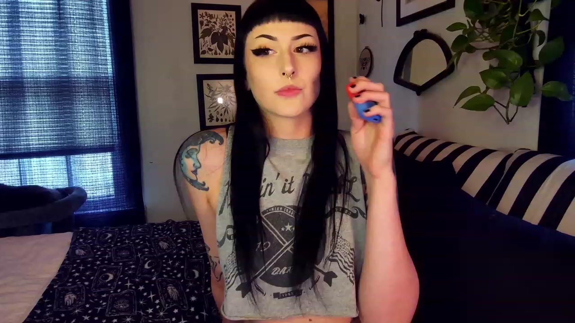 Gallery image thumbnail from ivorynyx's myfreecams stream on, 07/21/2023, 21:22 image 1 of 20