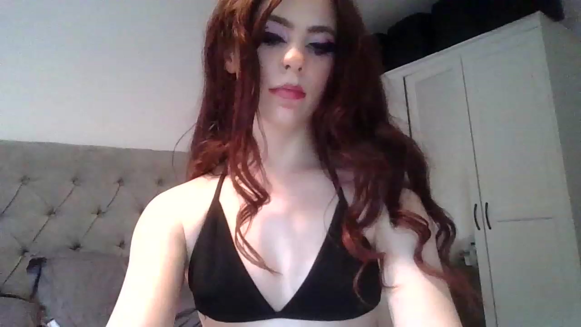 Gallery image thumbnail from ivysbabyx's myfreecams stream on, 08/19/2023, 18:30 image 12 of 20