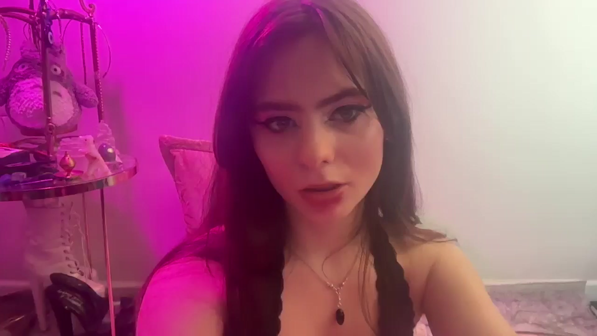 Gallery image thumbnail from ivysbabyx's myfreecams stream on, 11/09/2025, 17:19 image 15 of 20