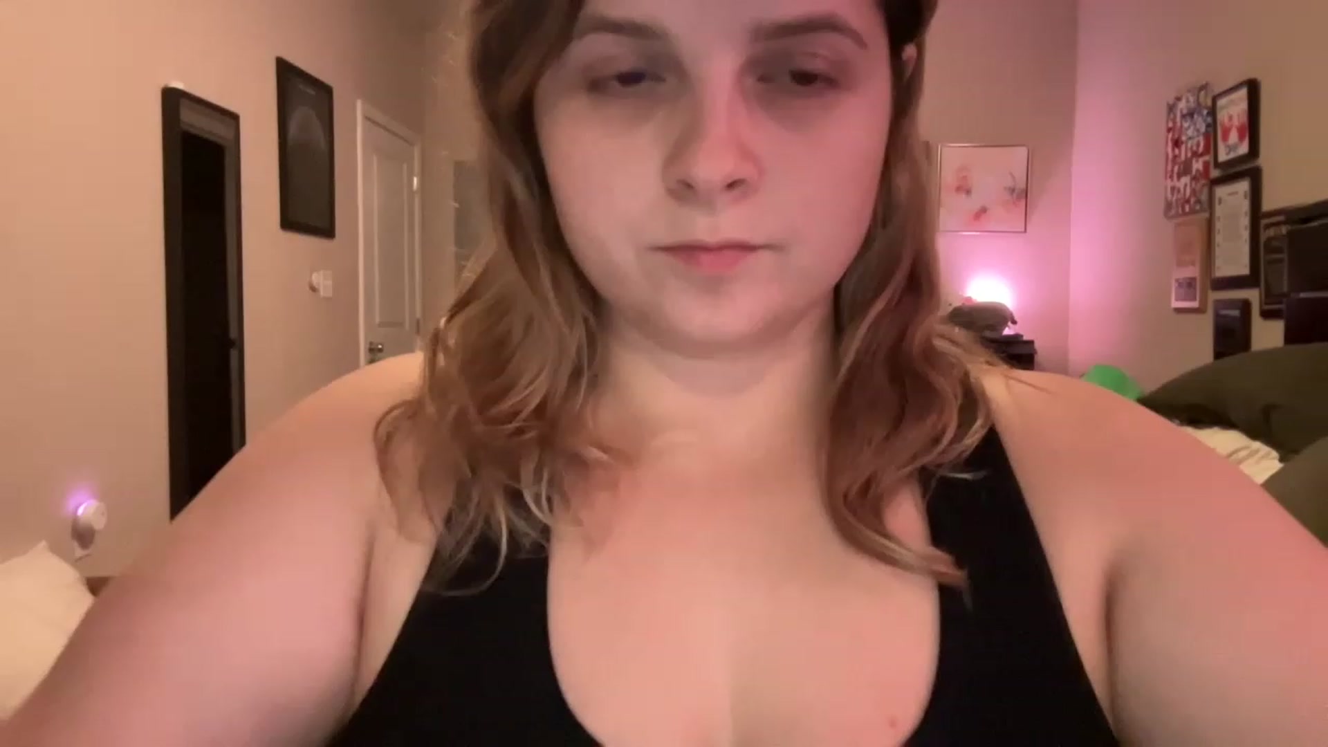 Gallery image thumbnail from j3nnamatic's myfreecams stream on, 12/01/2022, 22:39 image 9 of 20
