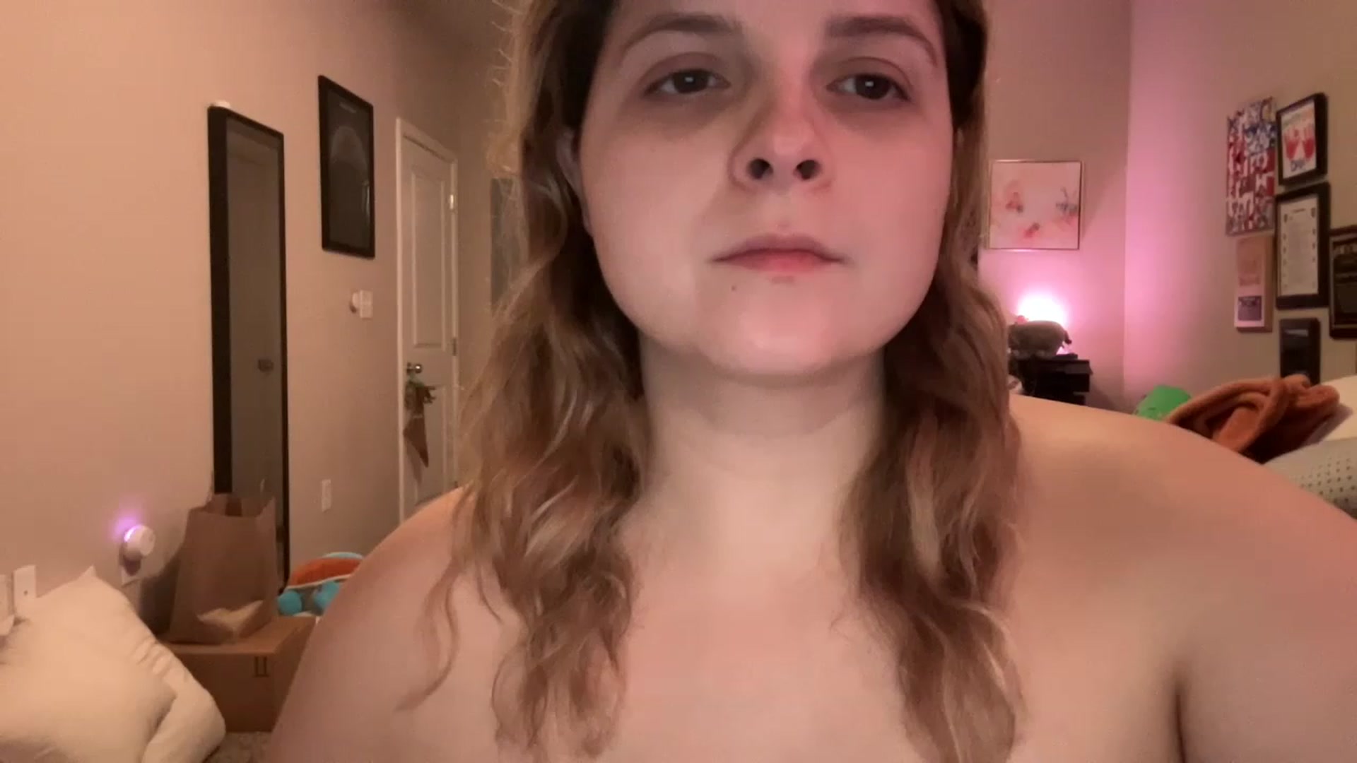Gallery image thumbnail from j3nnamatic's myfreecams stream on, 12/06/2022, 18:02 image 12 of 20