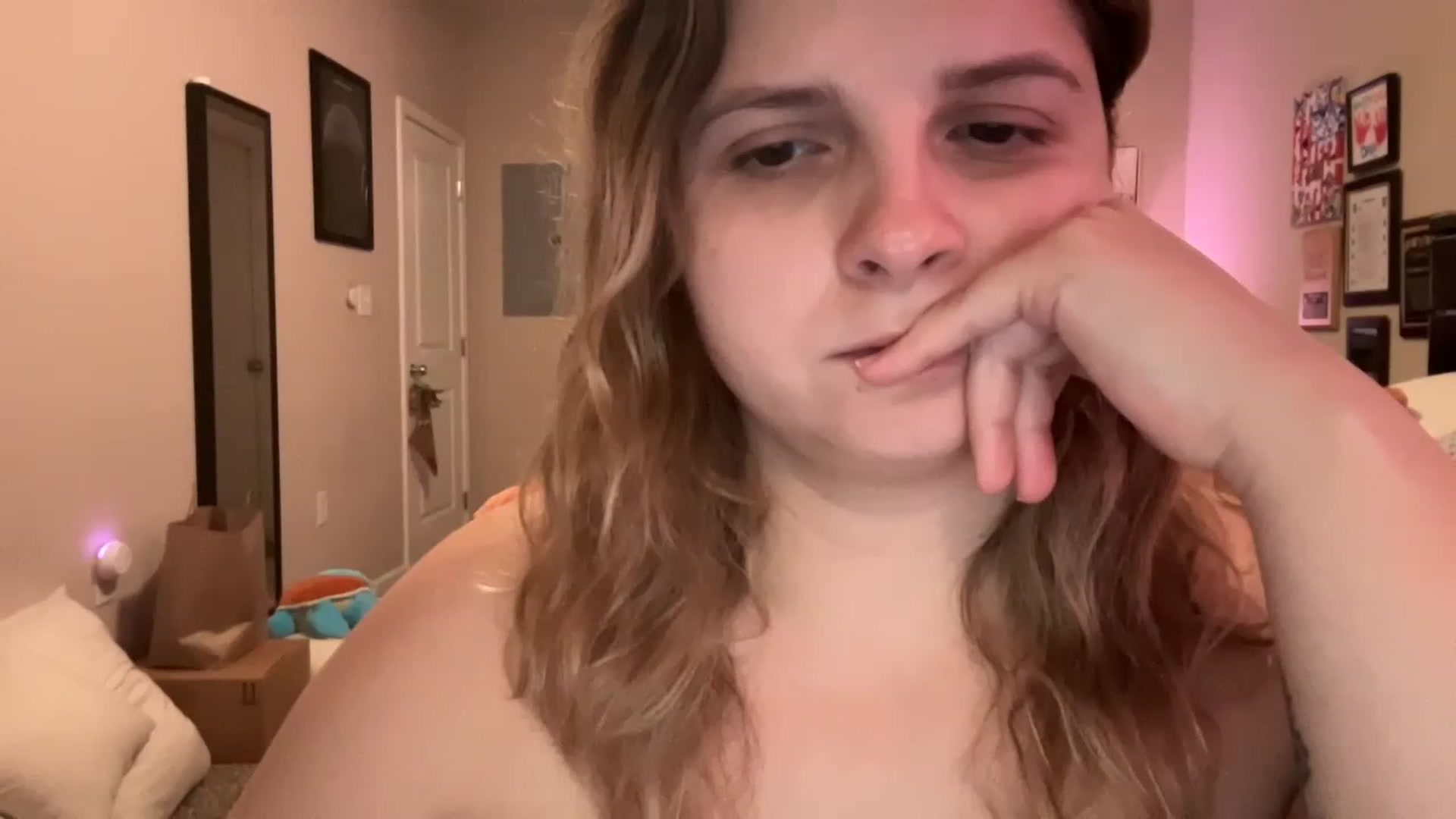 Gallery image thumbnail from j3nnamatic's myfreecams stream on, 12/06/2022, 19:32 image 5 of 20