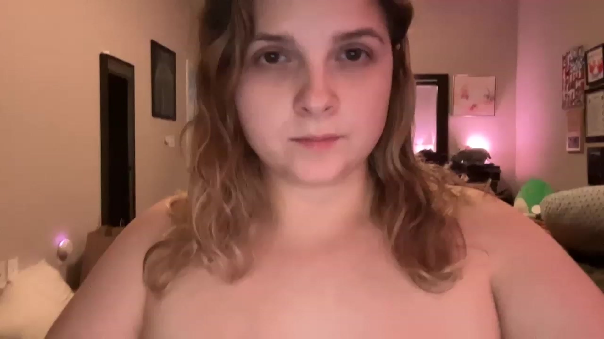 Gallery image thumbnail from j3nnamatic's myfreecams stream on, 12/07/2022, 21:12 image 16 of 20