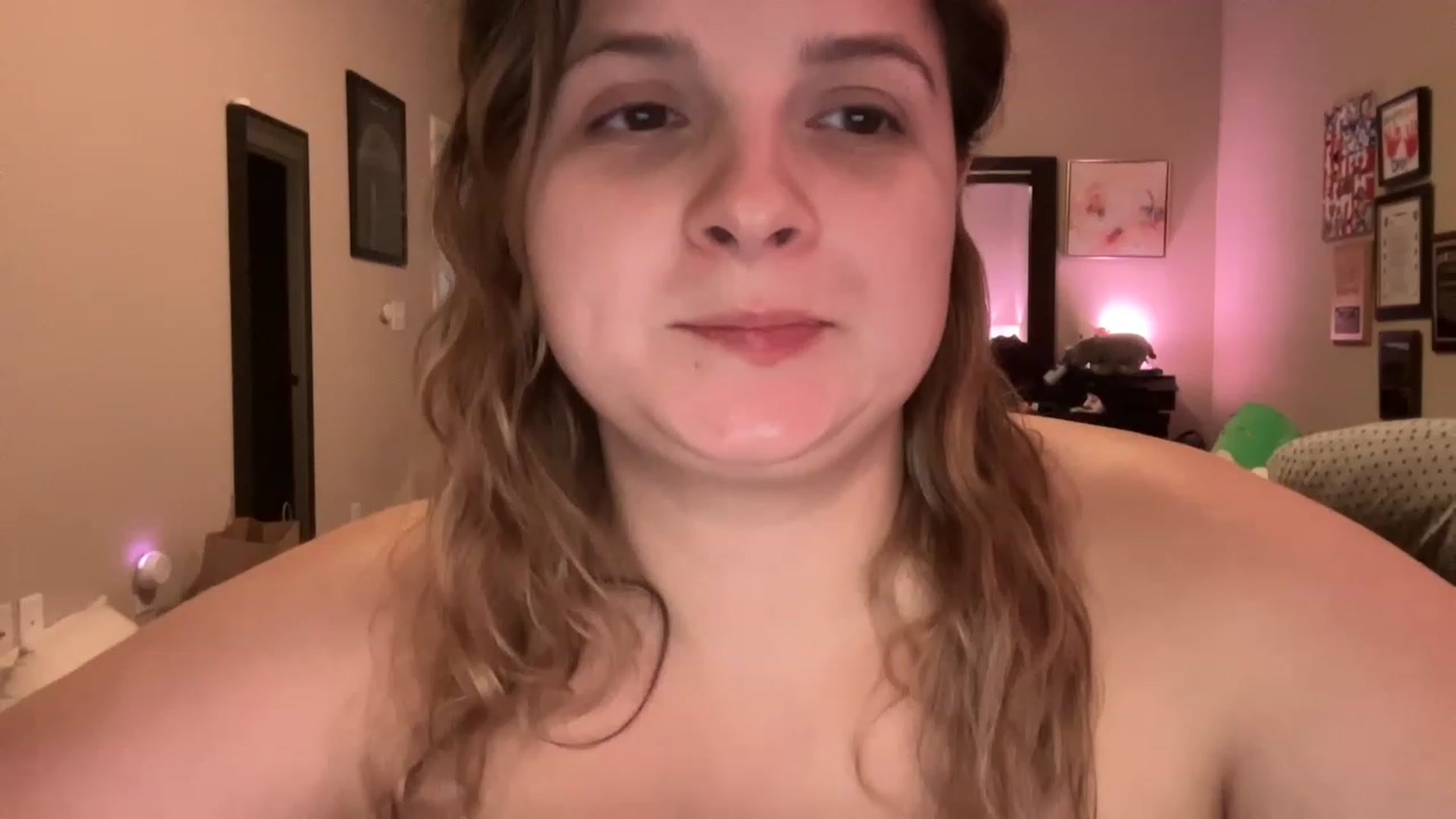 Gallery image thumbnail from j3nnamatic's myfreecams stream on, 12/07/2022, 21:12 image 7 of 20