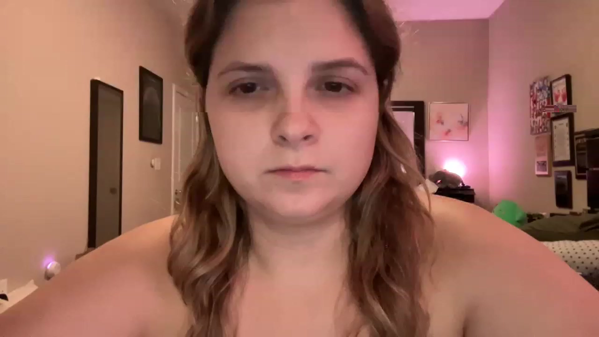 Gallery image thumbnail from j3nnamatic's myfreecams stream on, 12/08/2022, 23:05 image 1 of 20