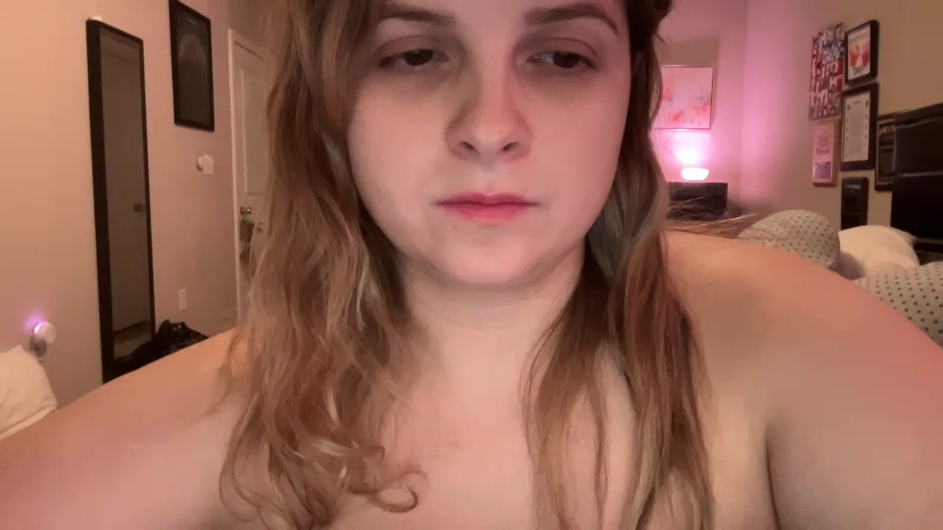 Gallery image thumbnail from j3nnamatic's myfreecams stream on, 12/27/2022, 22:36 image 16 of 20