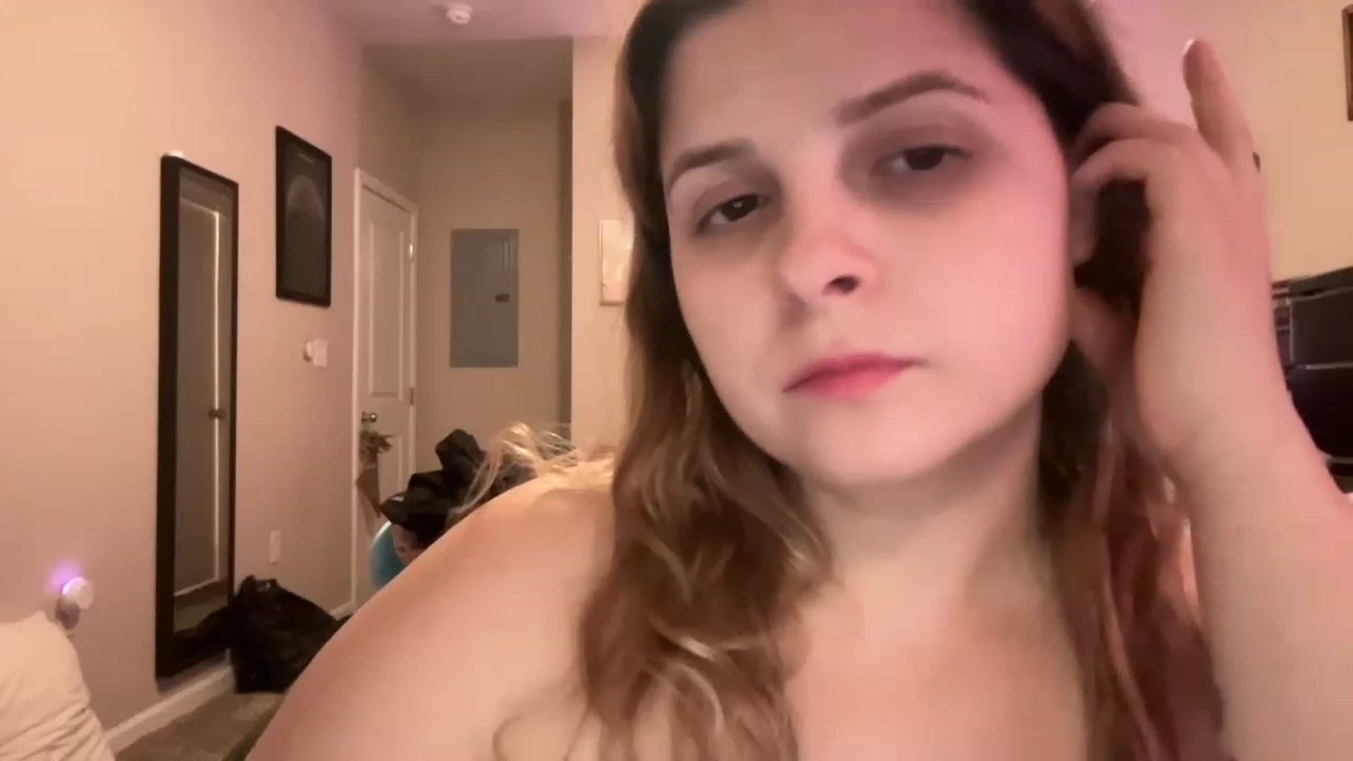 Gallery image thumbnail from j3nnamatic's myfreecams stream on, 12/27/2022, 23:43 image 7 of 20