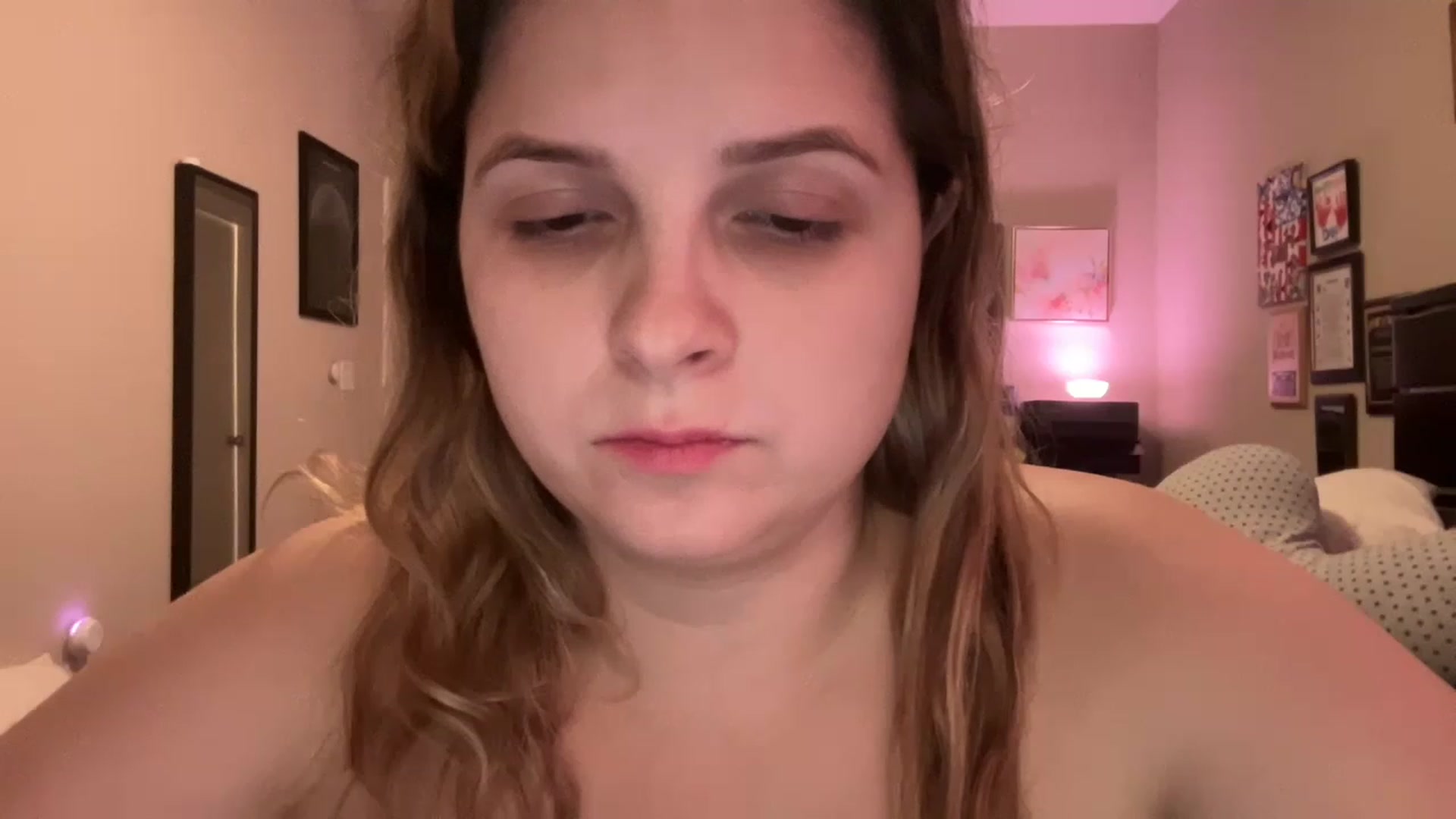 Gallery image thumbnail from j3nnamatic's myfreecams stream on, 12/27/2022, 23:43 image 3 of 20