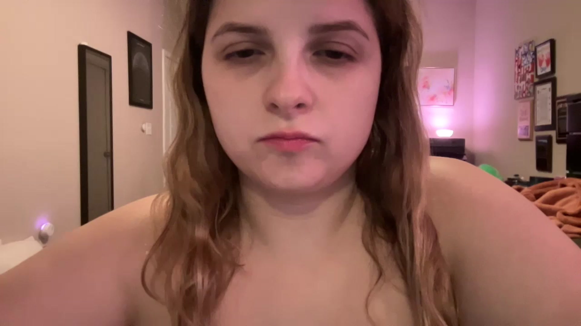 Gallery image thumbnail from j3nnamatic's myfreecams stream on, 12/28/2022, 22:15 image 16 of 20