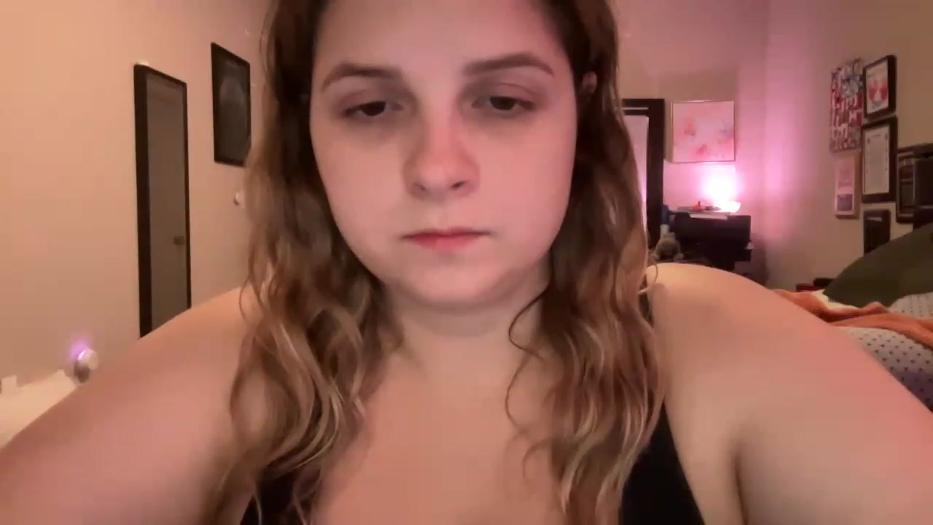 Gallery image thumbnail from j3nnamatic's myfreecams stream on, 01/02/2023, 22:28 image 14 of 20