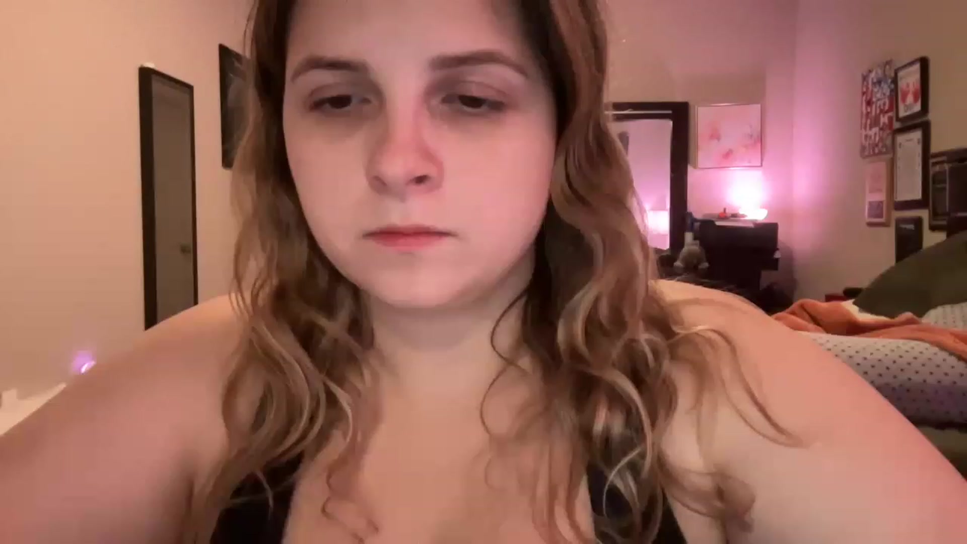 Gallery image thumbnail from j3nnamatic's myfreecams stream on, 01/02/2023, 22:28 image 16 of 20