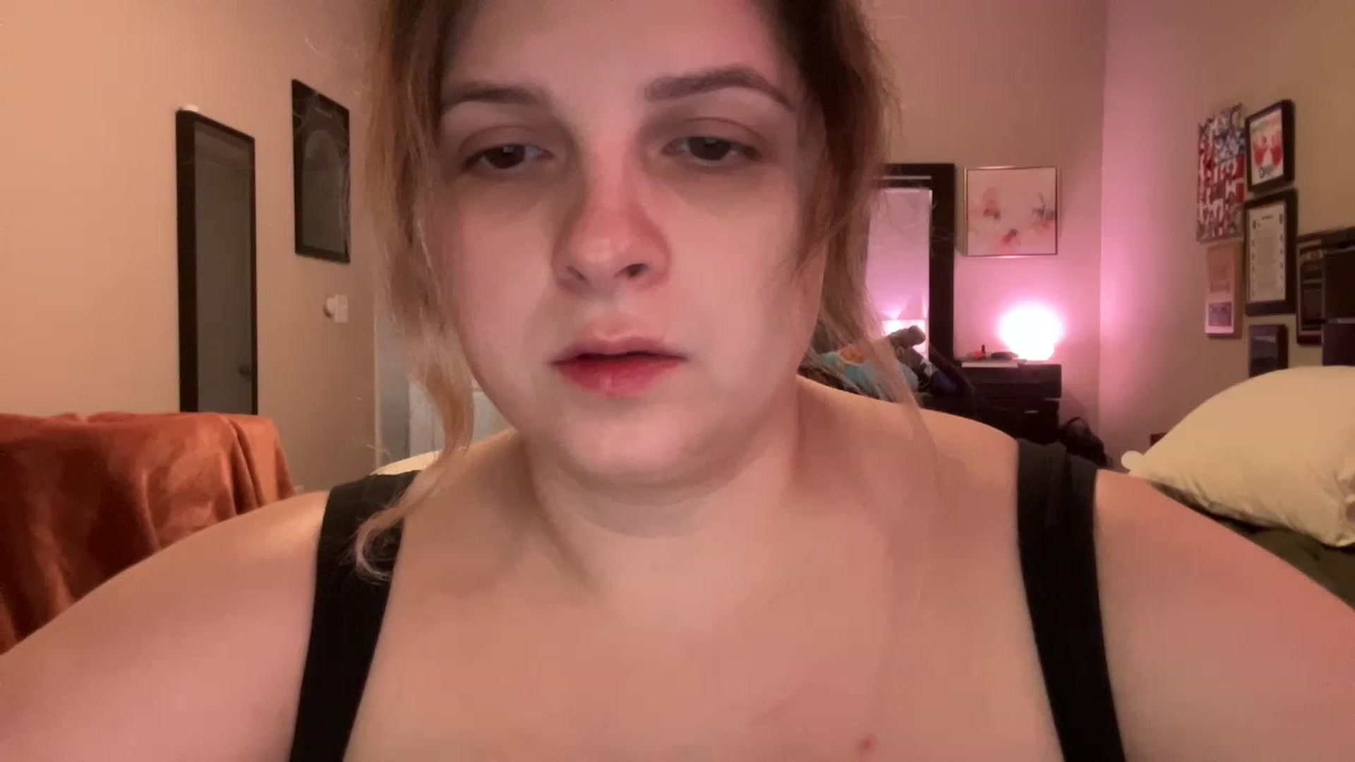 Gallery image thumbnail from j3nnamatic's myfreecams stream on, 01/17/2023, 19:46 image 5 of 20