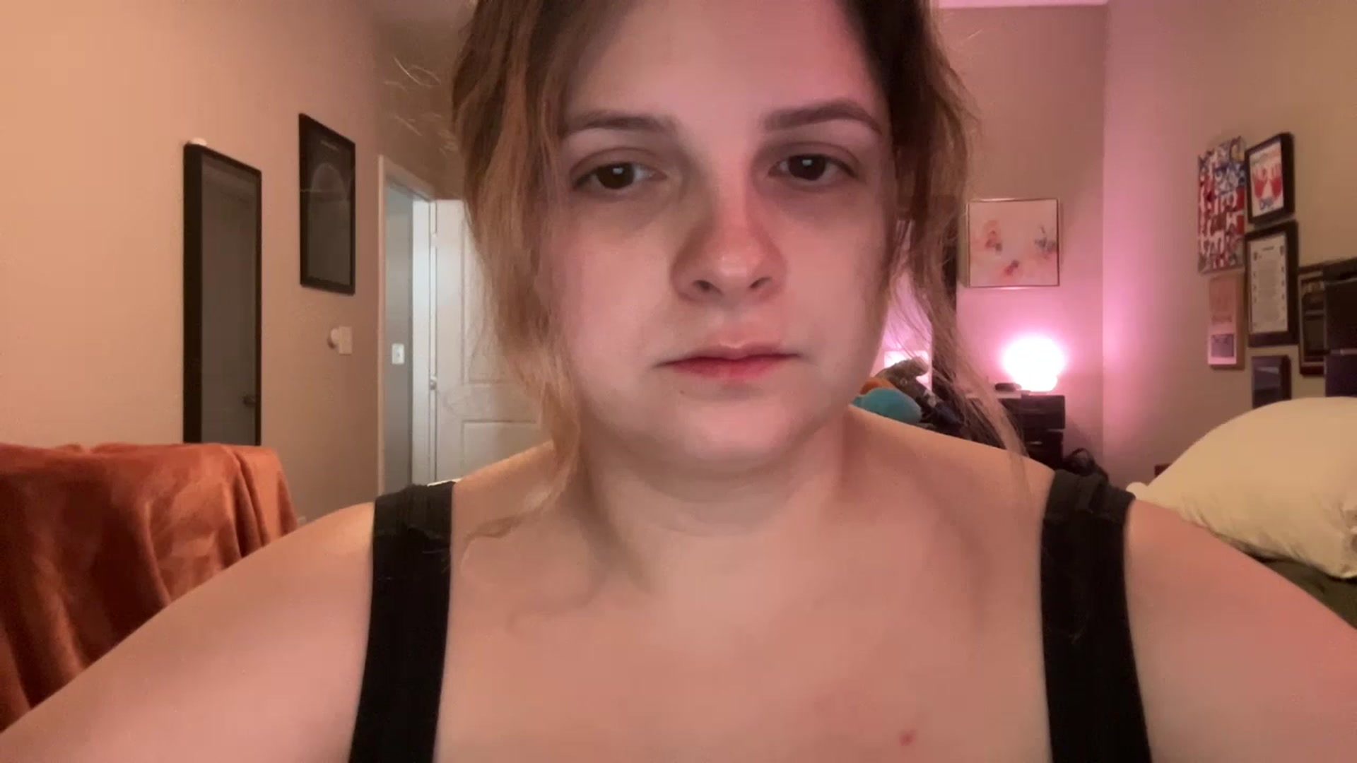 Gallery image thumbnail from j3nnamatic's myfreecams stream on, 01/17/2023, 19:46 image 11 of 20