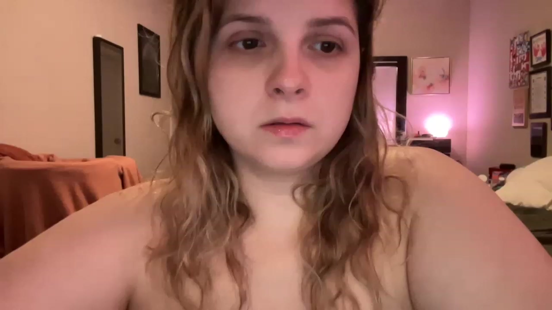 Gallery image thumbnail from j3nnamatic's myfreecams stream on, 01/18/2023, 19:42 image 2 of 20
