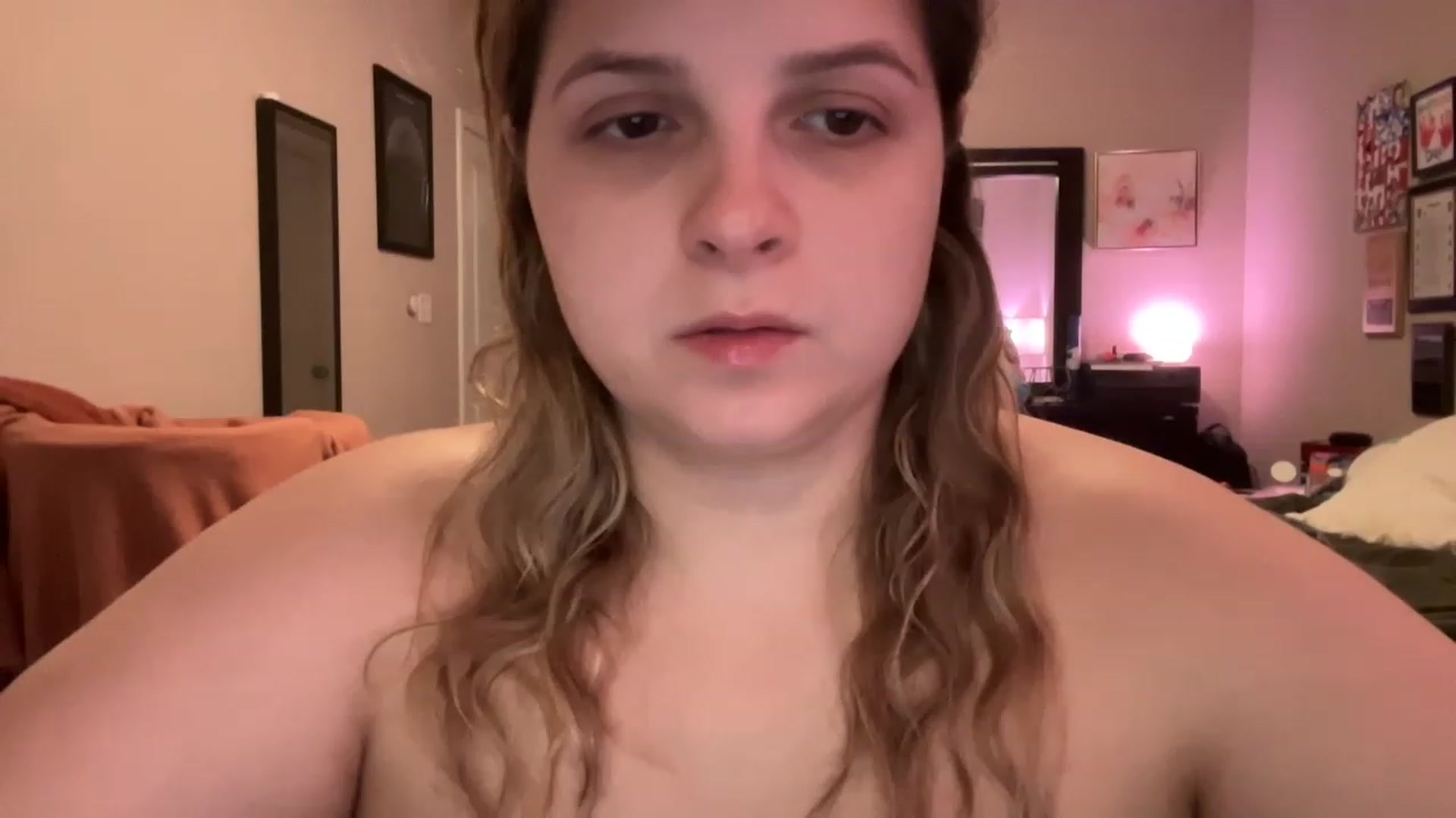 Gallery image thumbnail from j3nnamatic's myfreecams stream on, 01/18/2023, 19:42 image 20 of 20