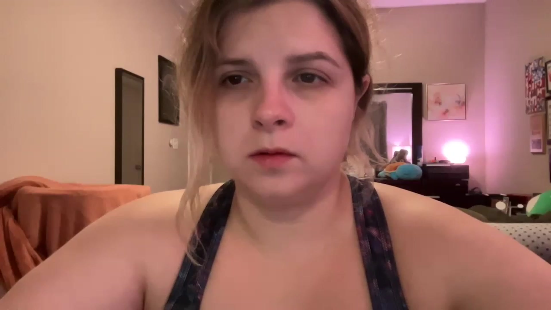 Gallery image thumbnail from j3nnamatic's myfreecams stream on, 02/06/2023, 19:52 image 4 of 20