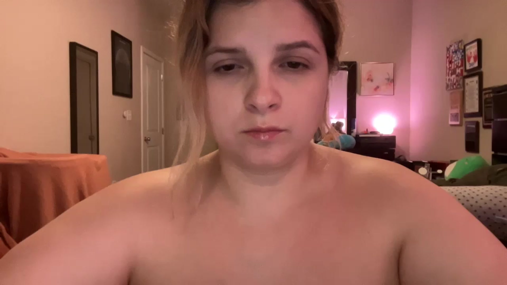 Gallery image thumbnail from j3nnamatic's myfreecams stream on, 02/06/2023, 23:32 image 13 of 20