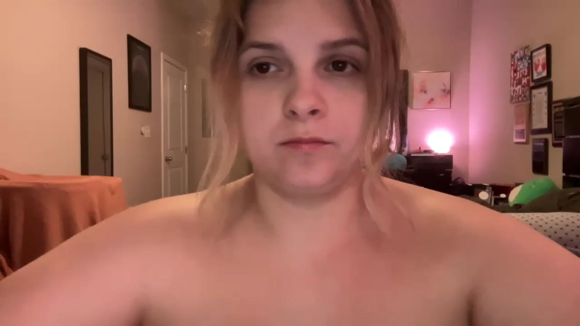 Gallery image thumbnail from j3nnamatic's myfreecams stream on, 02/06/2023, 23:32 image 19 of 20