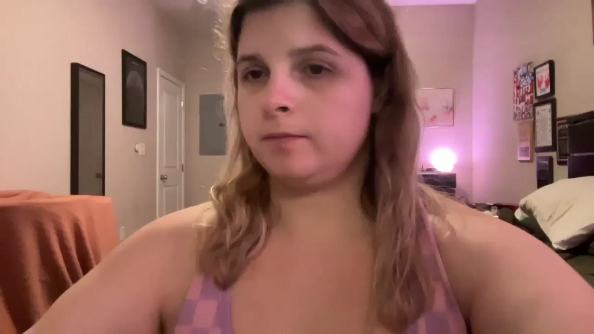 Gallery image thumbnail from j3nnamatic's myfreecams stream on, 02/08/2023, 24:46 image 13 of 20