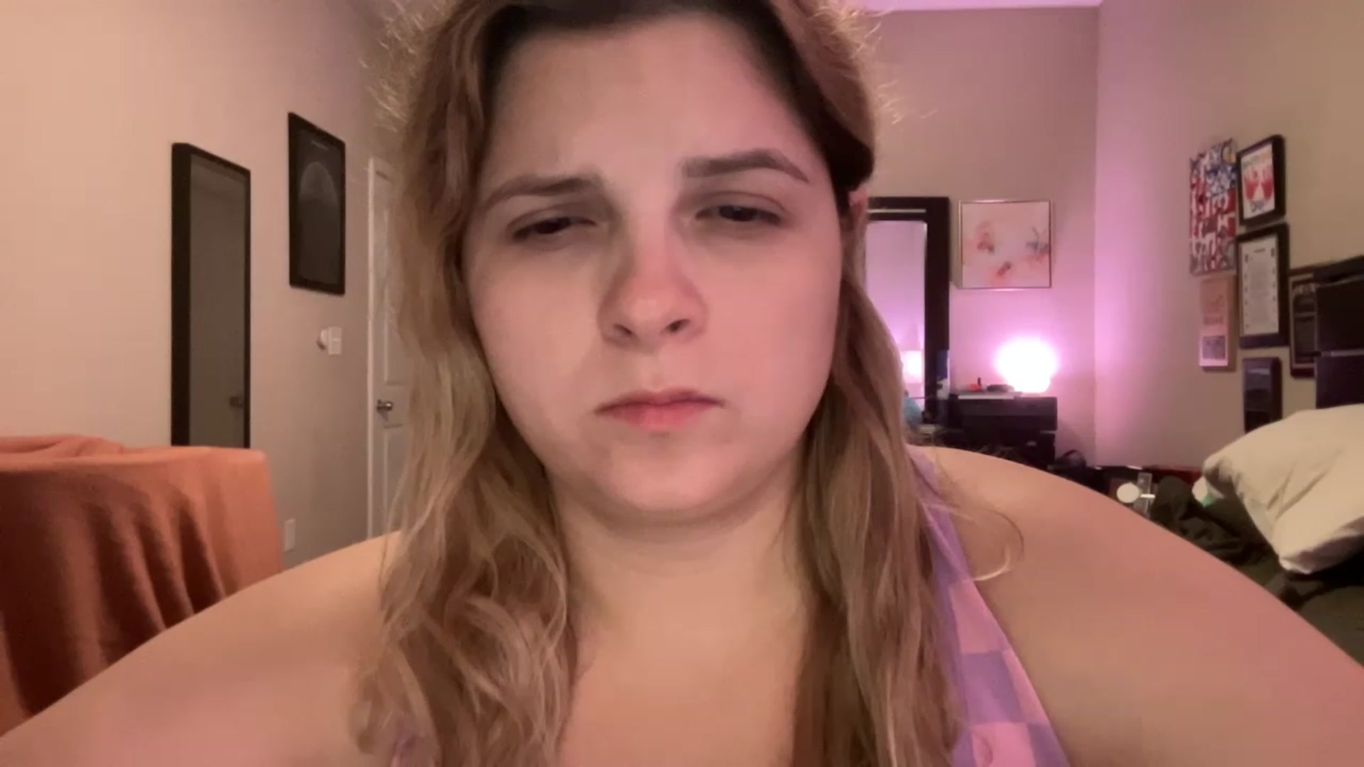 Gallery image thumbnail from j3nnamatic's myfreecams stream on, 02/08/2023, 24:46 image 2 of 20
