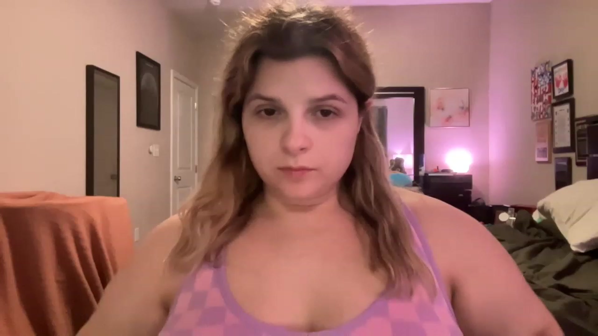 Gallery image thumbnail from j3nnamatic's myfreecams stream on, 02/08/2023, 24:46 image 19 of 20