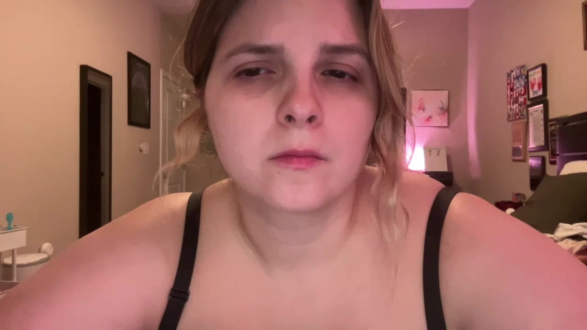 Gallery image thumbnail from j3nnamatic's myfreecams stream on, 04/19/2023, 18:59 image 14 of 20