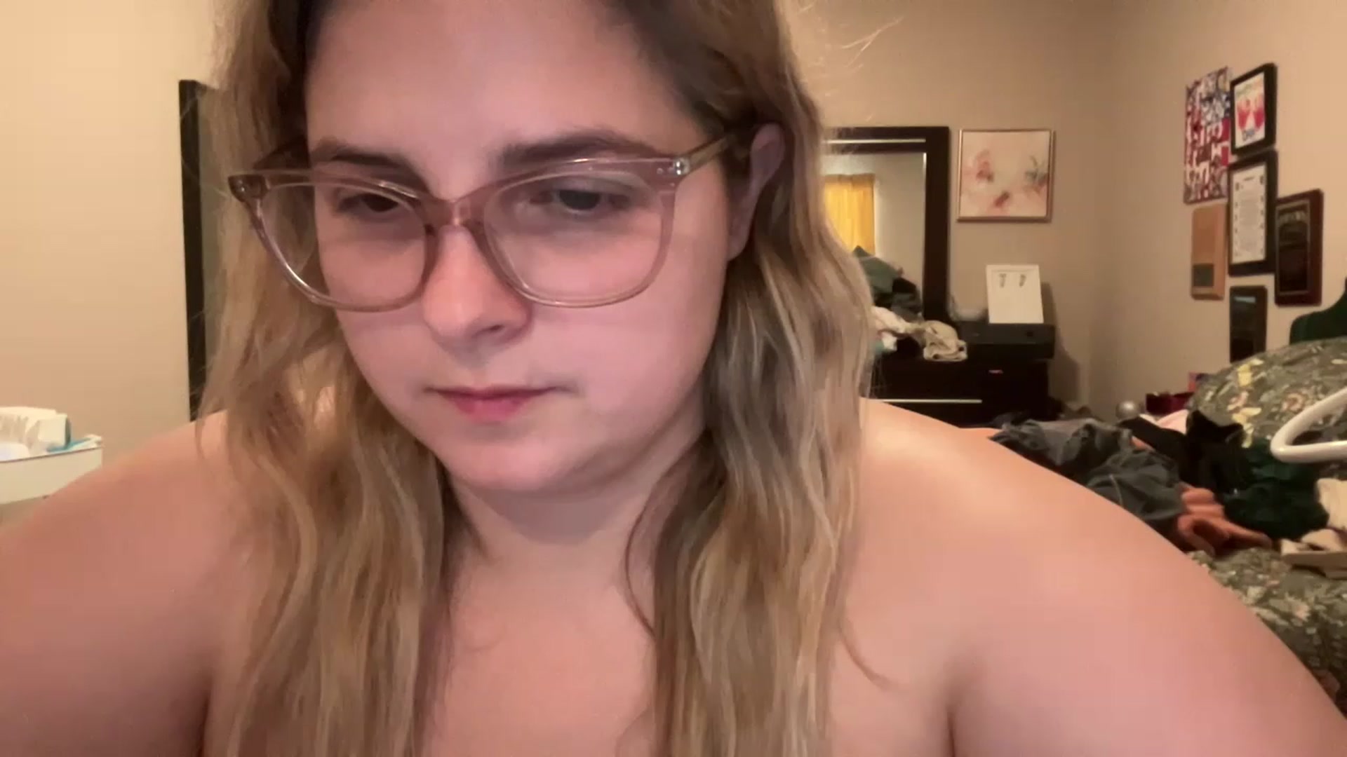 Gallery image thumbnail from j3nnamatic's myfreecams stream on, 05/17/2023, 18:58 image 7 of 20